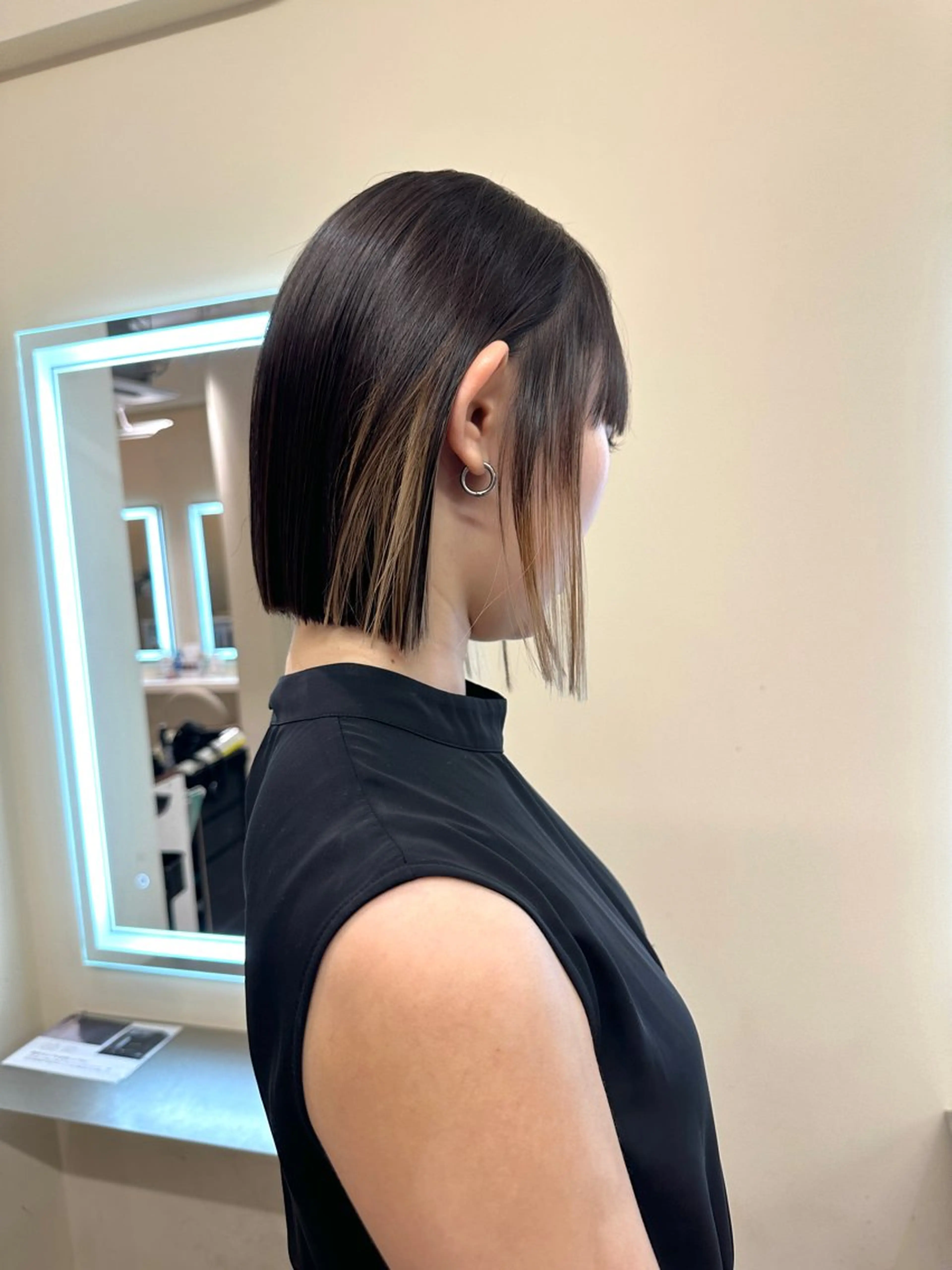 ショート カラー バレイヤージュ ベージュカラー ブリーチ デザインカラー ハイライトカラー カット ヘアカラー トリートメント opus 店長大和 レイヤー/赤み消しのヘアスタイル