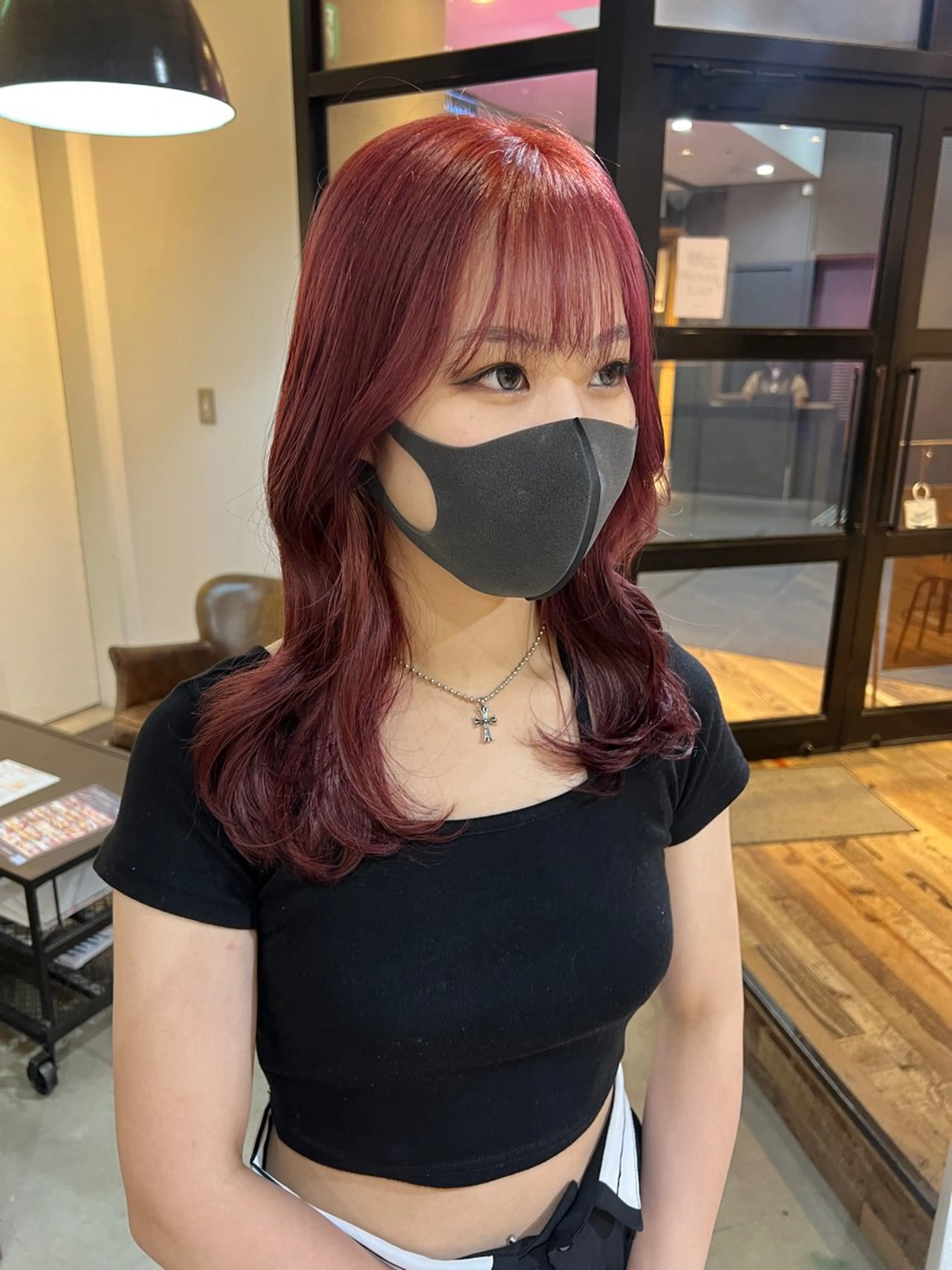 カラー ブリーチ ボルドーカラー beleefric 🩵チセのヘアスタイル