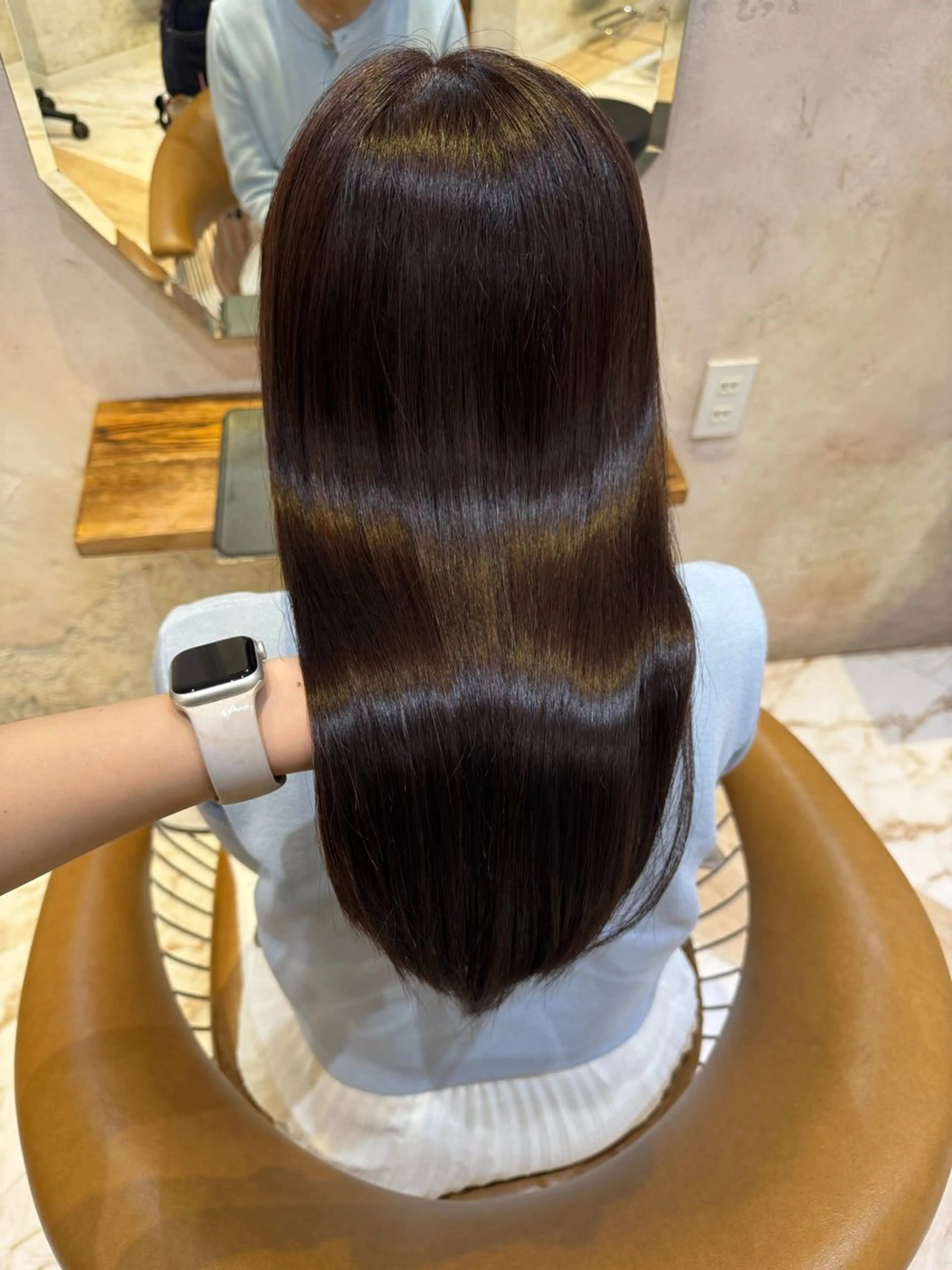 セミロング 寺田 鼓捺/艶髪 /透明感カラーのヘアスタイル