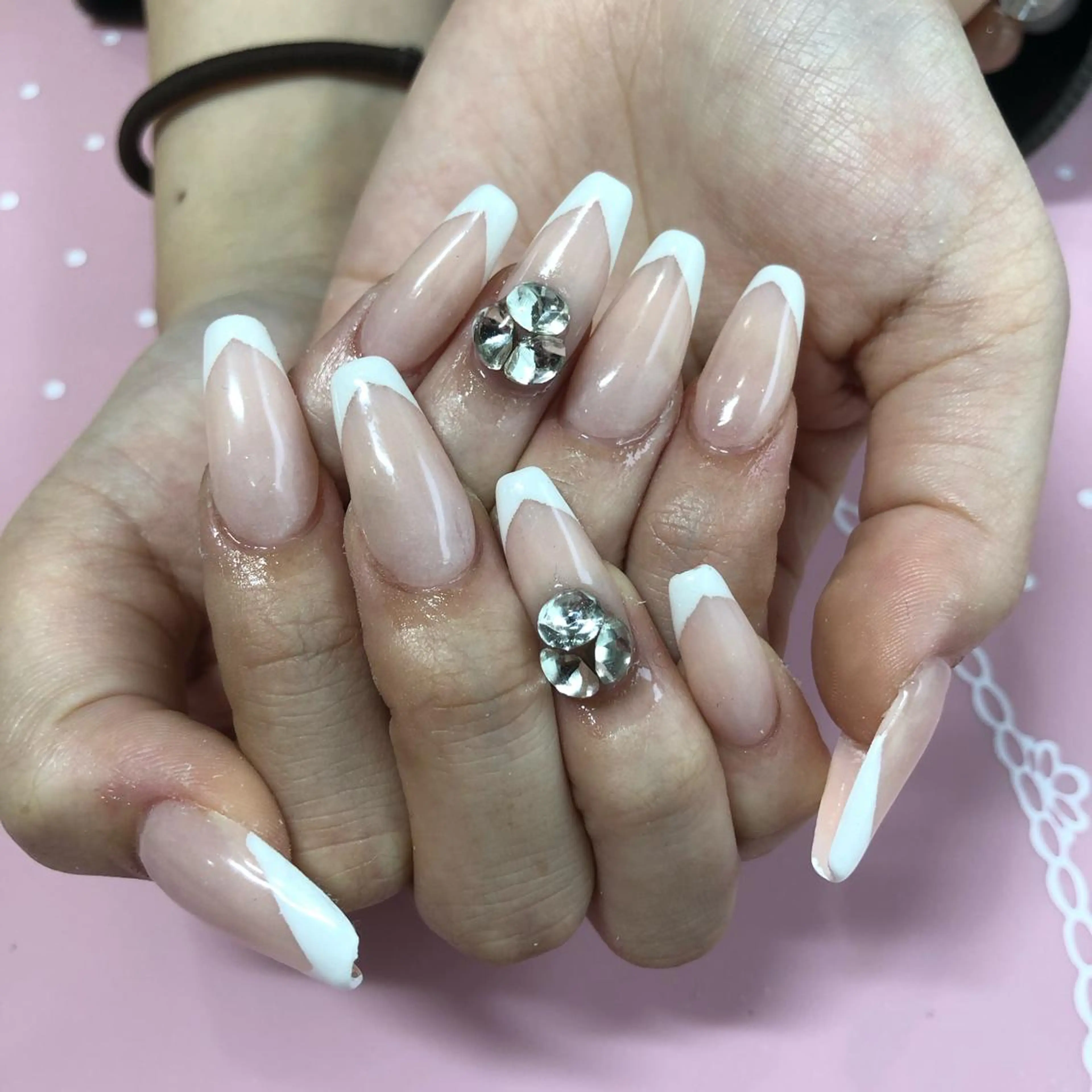 ミディアム ネイル ハンドネイル 《LB》ラブリエ Nail&eyeのマツエク・マツパデザイン