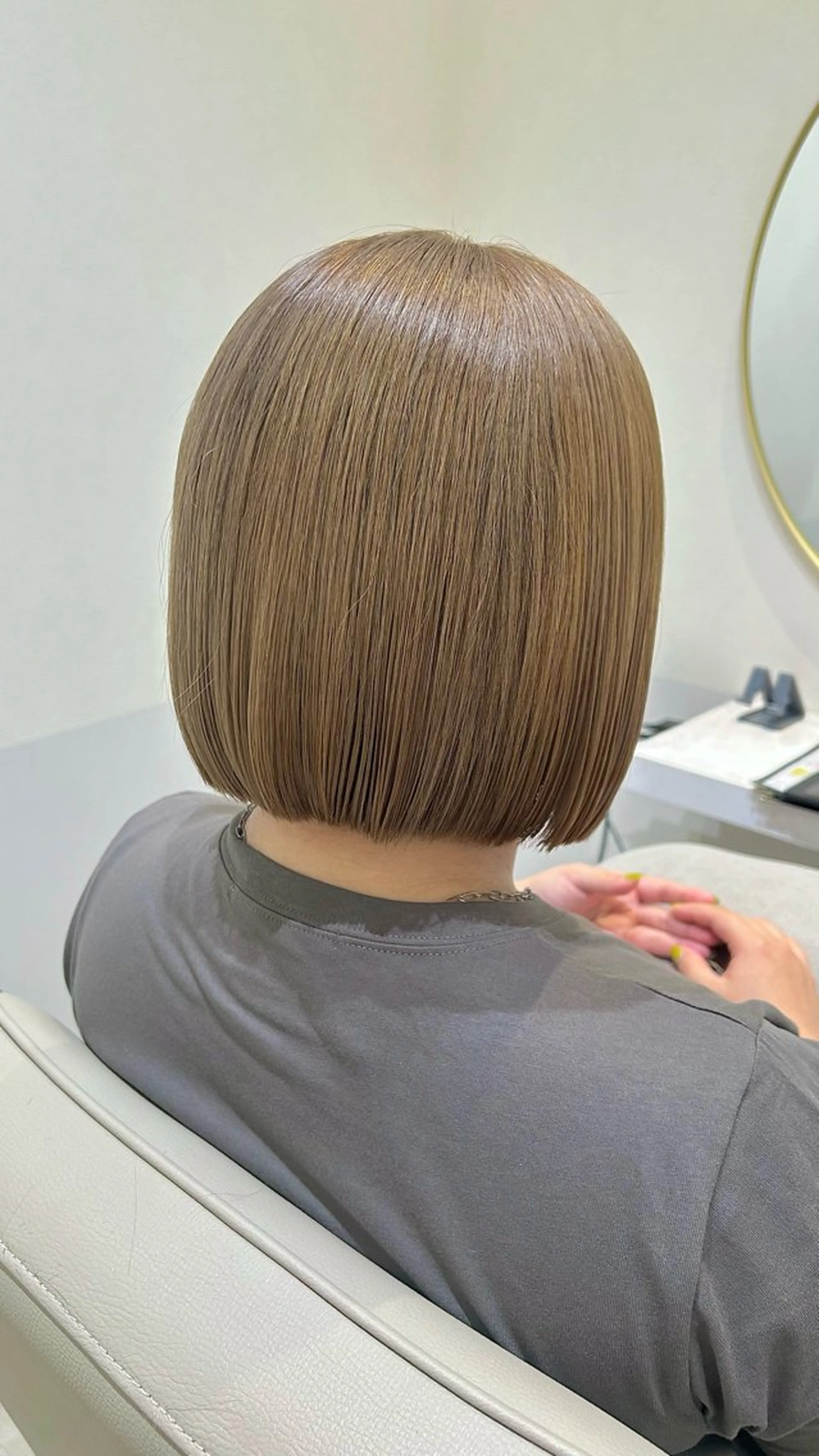 ミディアム カラー カット トリートメント Eleanor枚方店 店長　飛鳥　薫のヘアスタイル