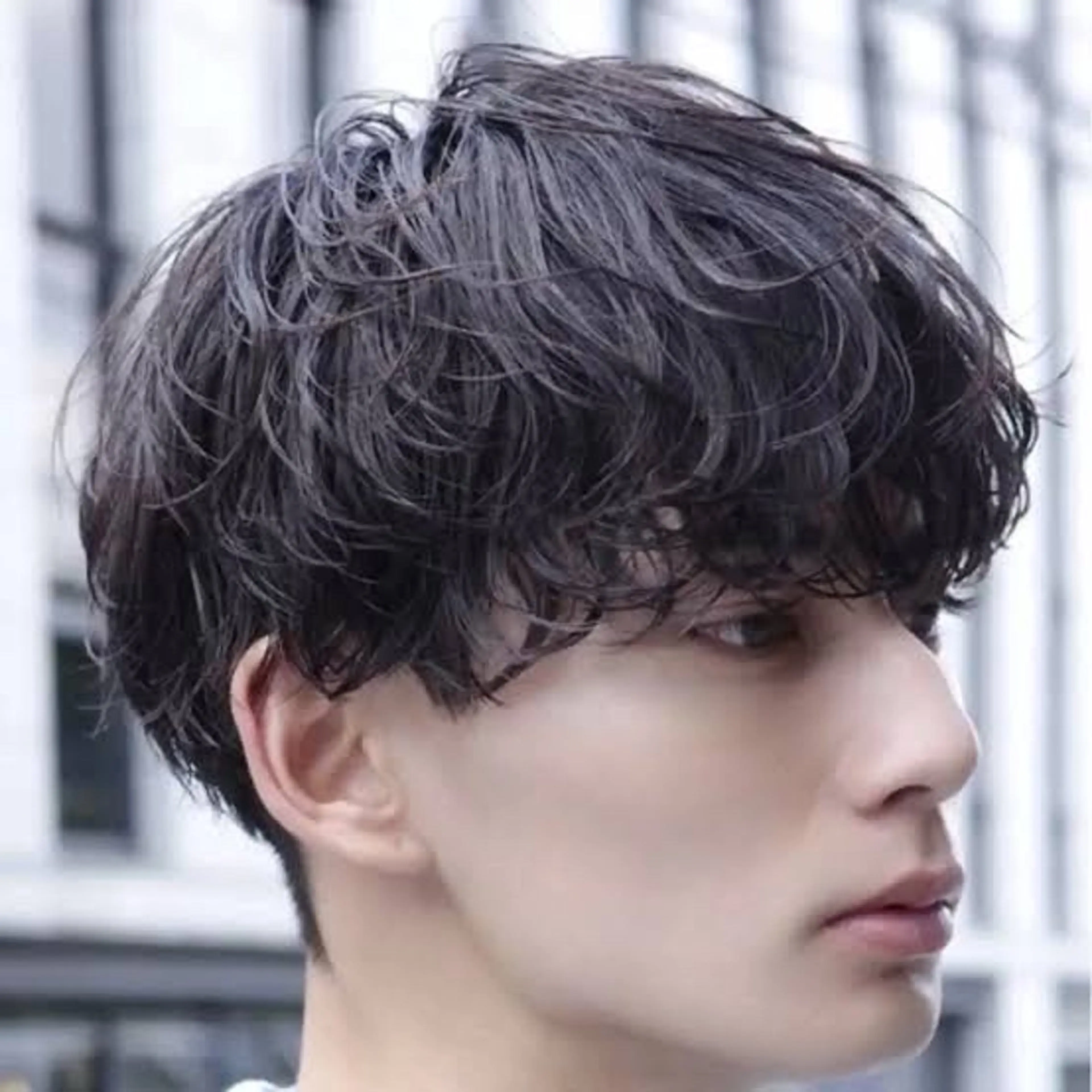 ミディアム メンズ ミディアムパーマ メンズパーマ EXCIA所属・メンズ特化 韓国/曲がる縮毛矯正のヘアスタイル