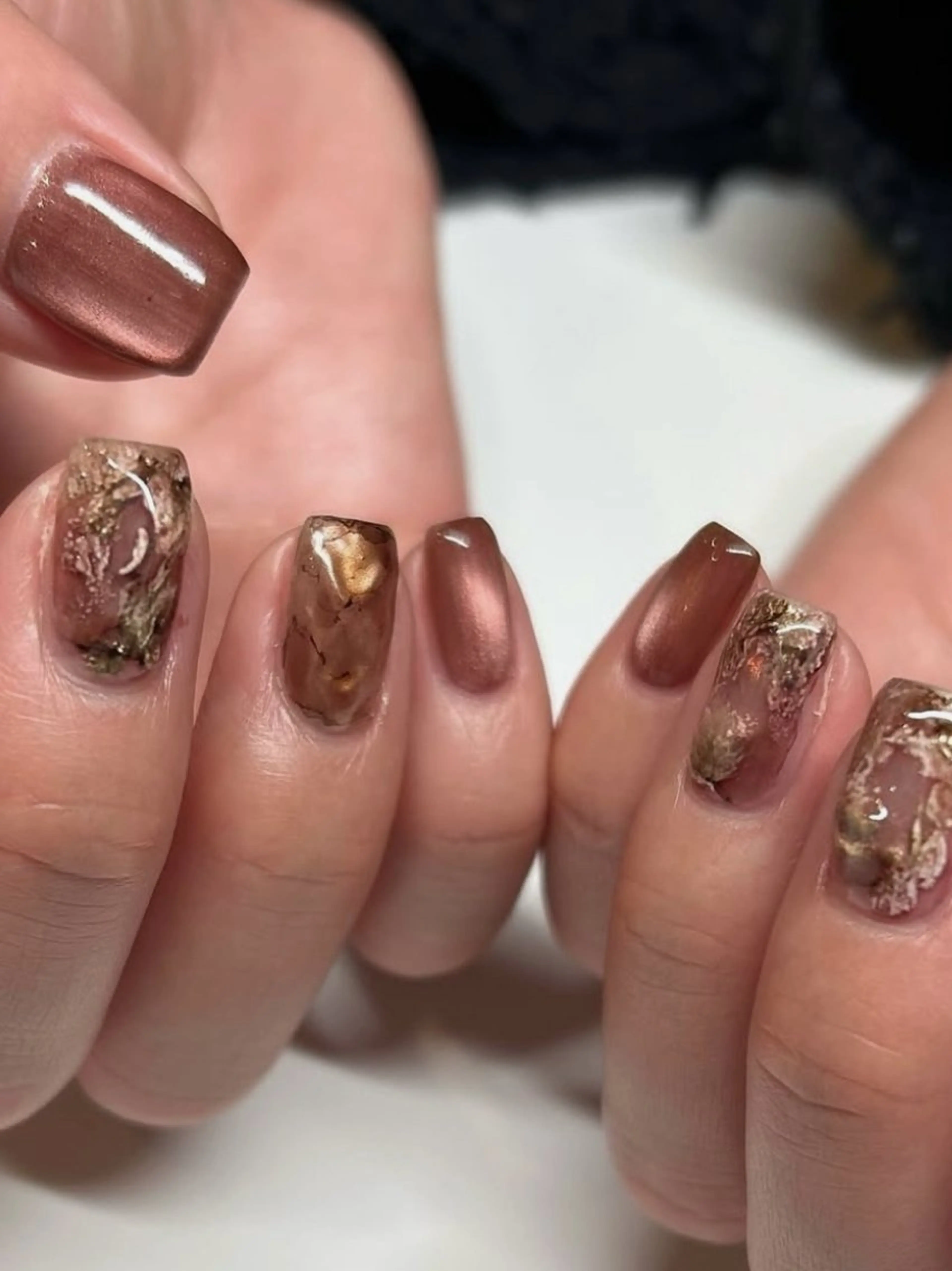 ネイル アートネイル 韓国ネイル マグネットネイル ニュアンスネイル talo .のネイルデザイン