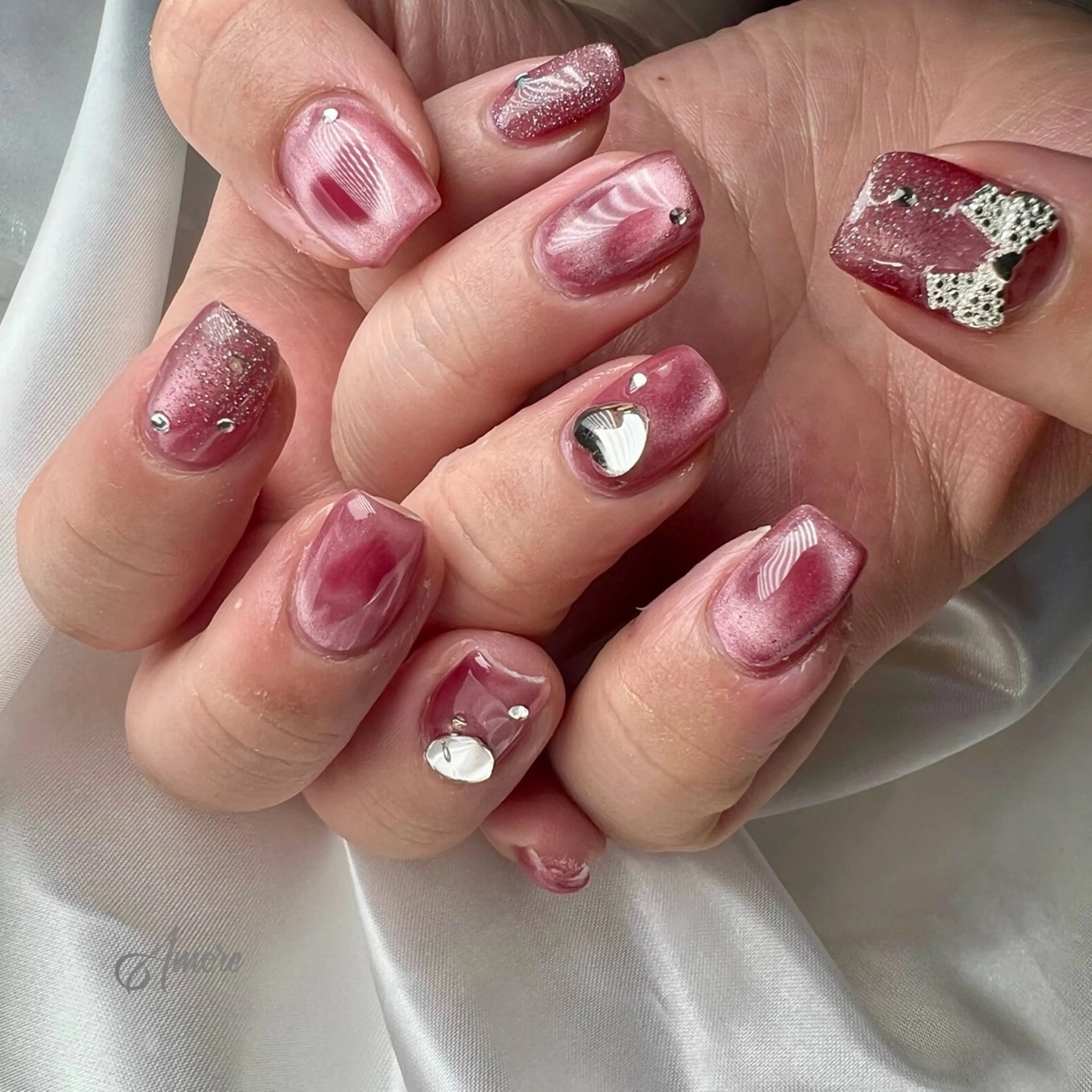 ネイル ジェルネイル キラキラネイル 韓国ネイル マグネットネイル パラジェル You kyehwaのネイルデザイン