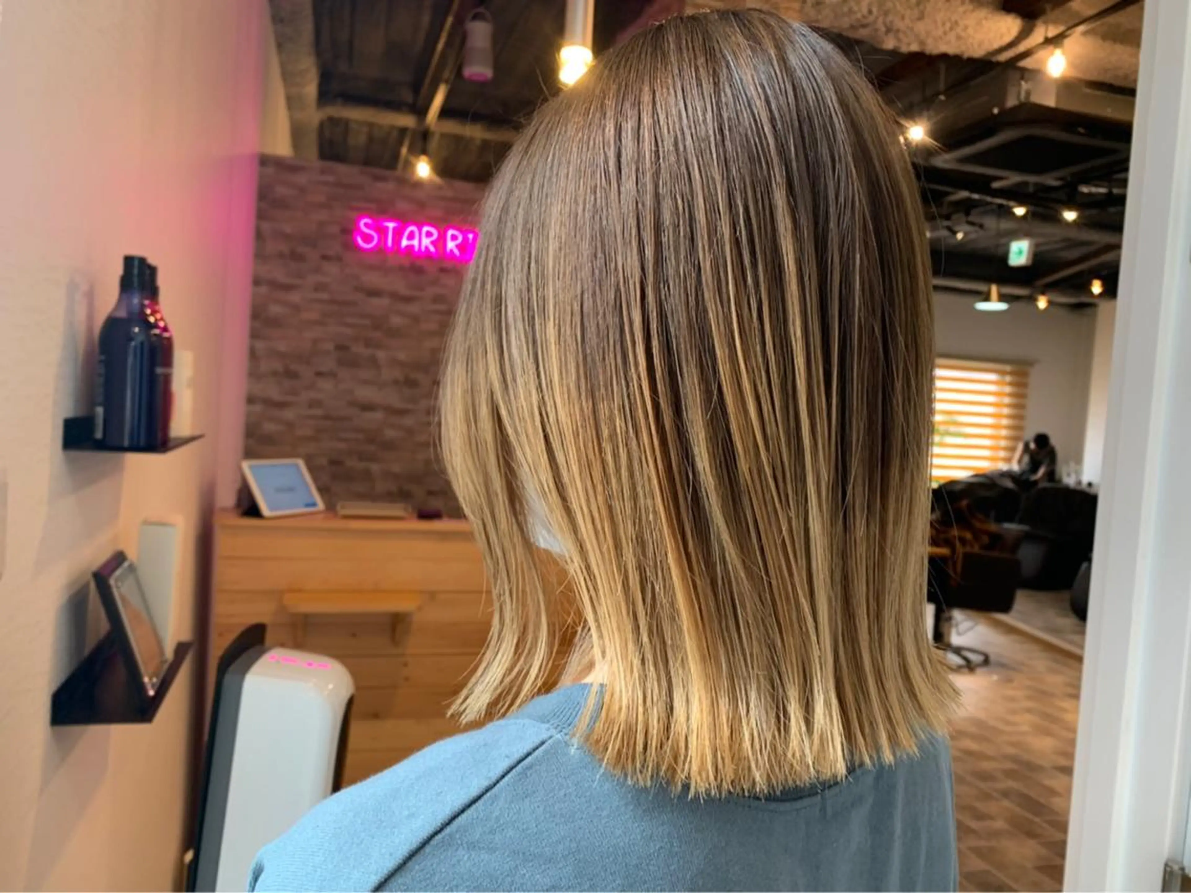 ミディアム カラー ヘアカラー&縮毛矯正 STAR☆RIVERのヘアスタイル