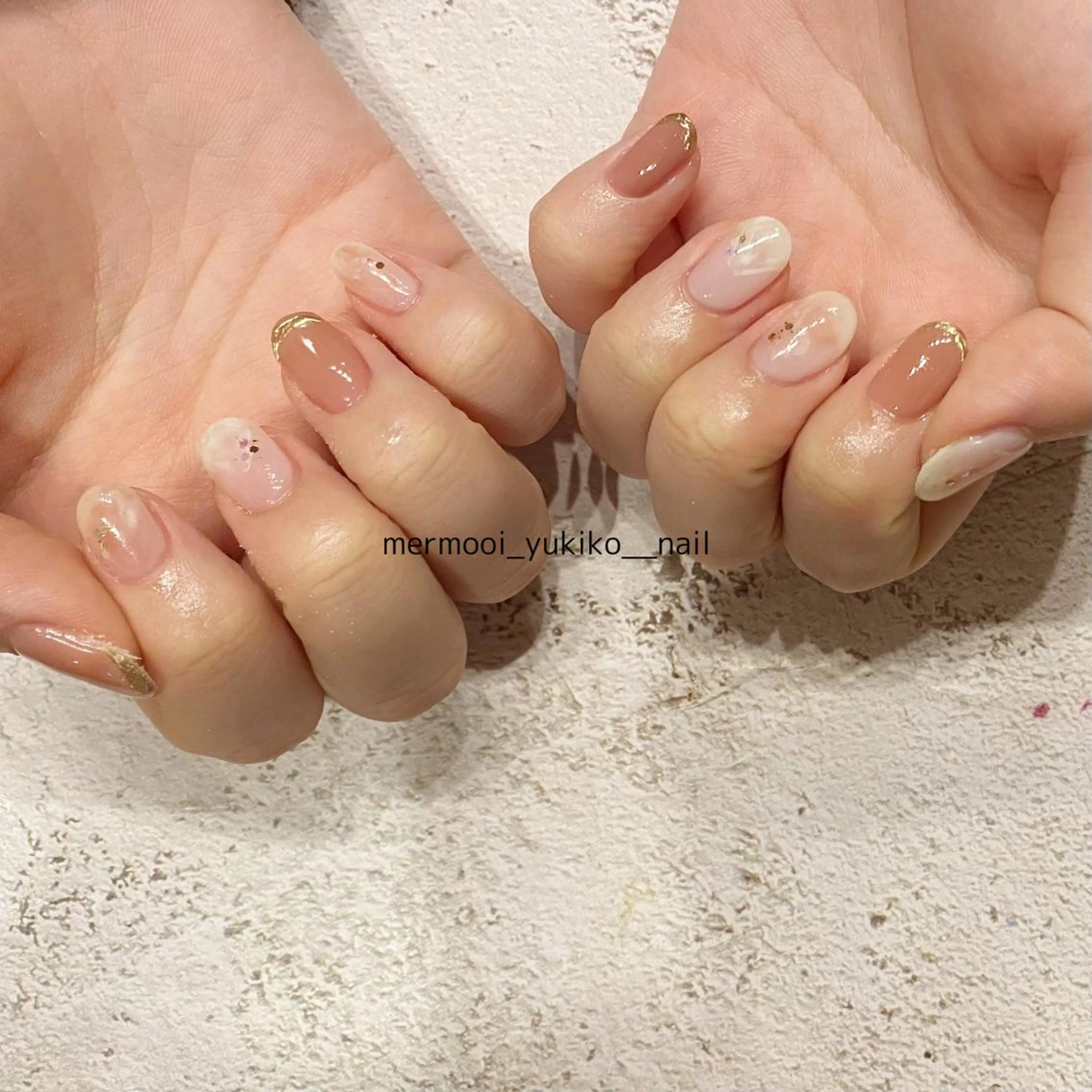 ネイル フレンチネイル 韓国ネイル ミラーネイル ニュアンスネイル ネイルチップ ハンドネイル melumooi nailのネイルデザイン