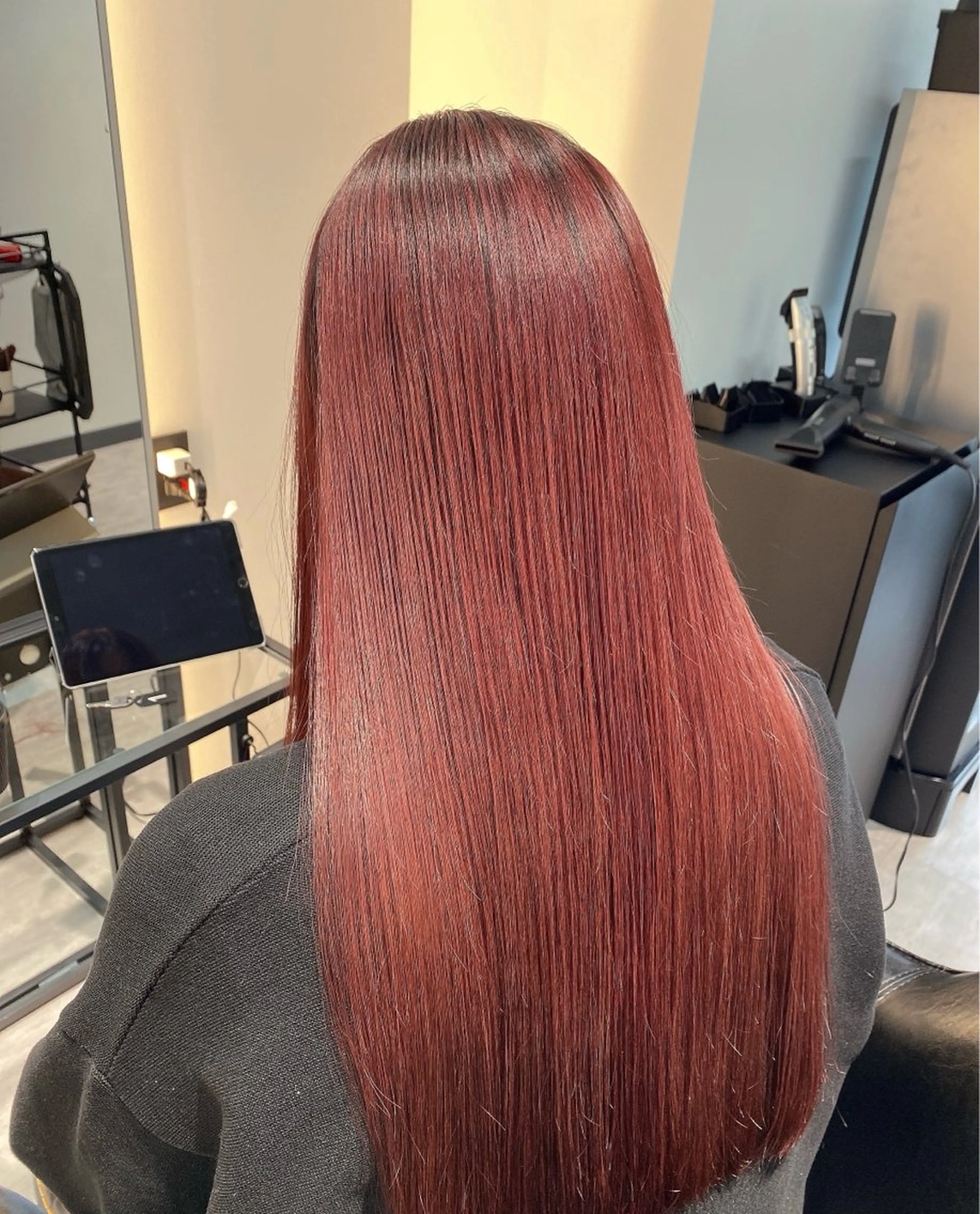 ロング カラー ブリーチ ピンクカラー 上村 恵里佳のヘアスタイル