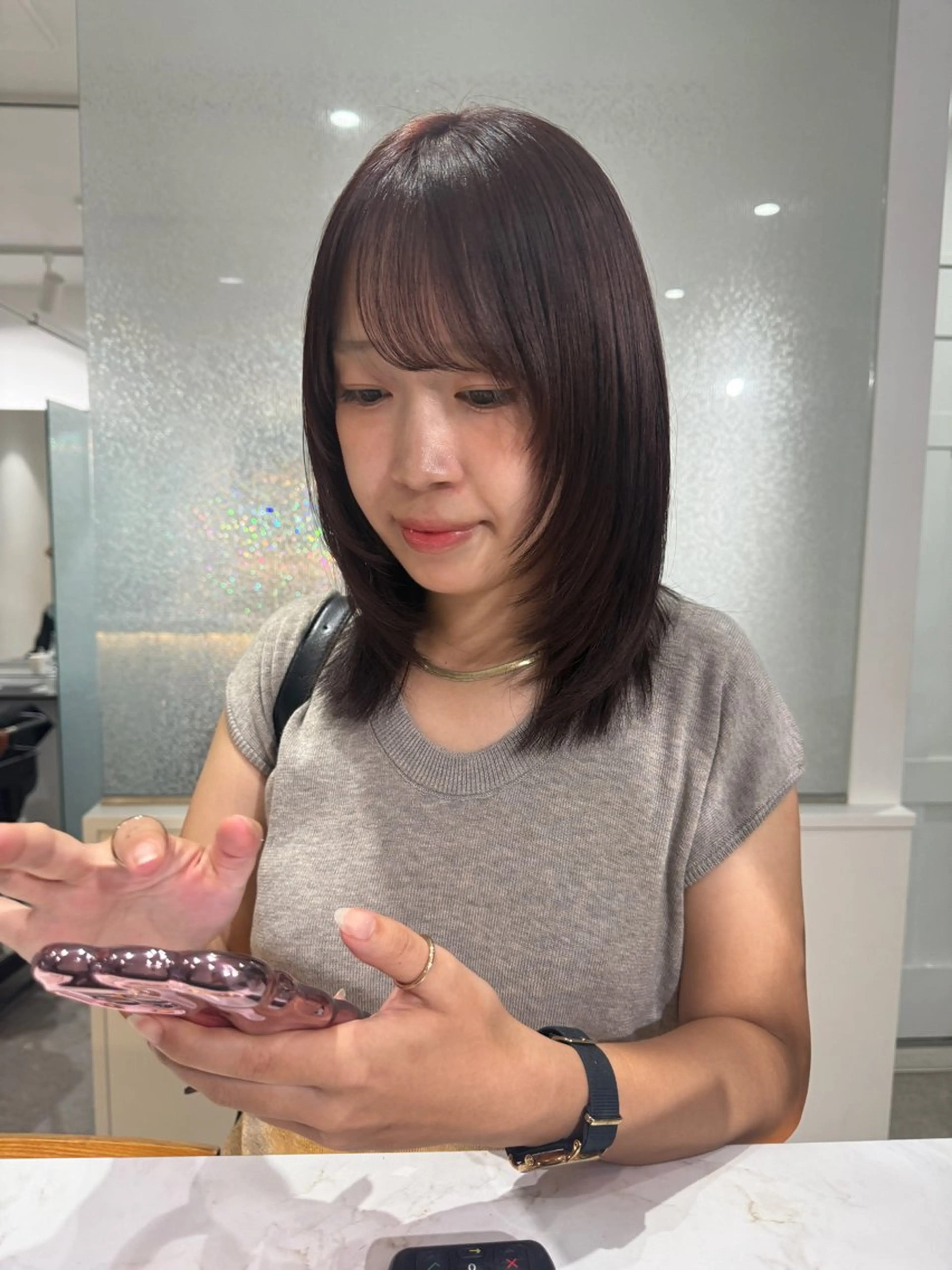 ミディアム カット ヘアカラー 似合わせスタイル☁️ 堀内志茉🍀のヘアスタイル