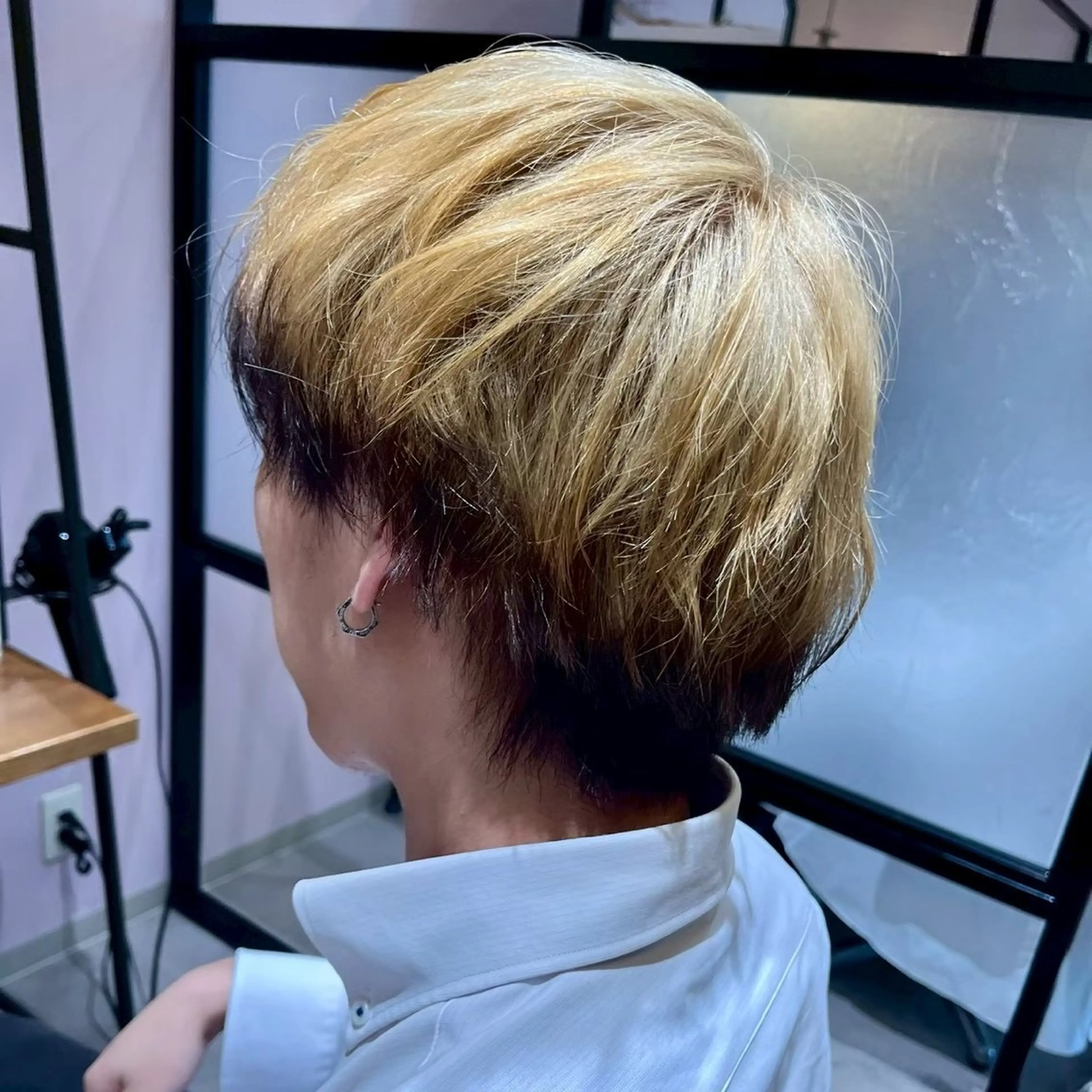 ショート ヘアカラー 高口 小春のヘアスタイル
