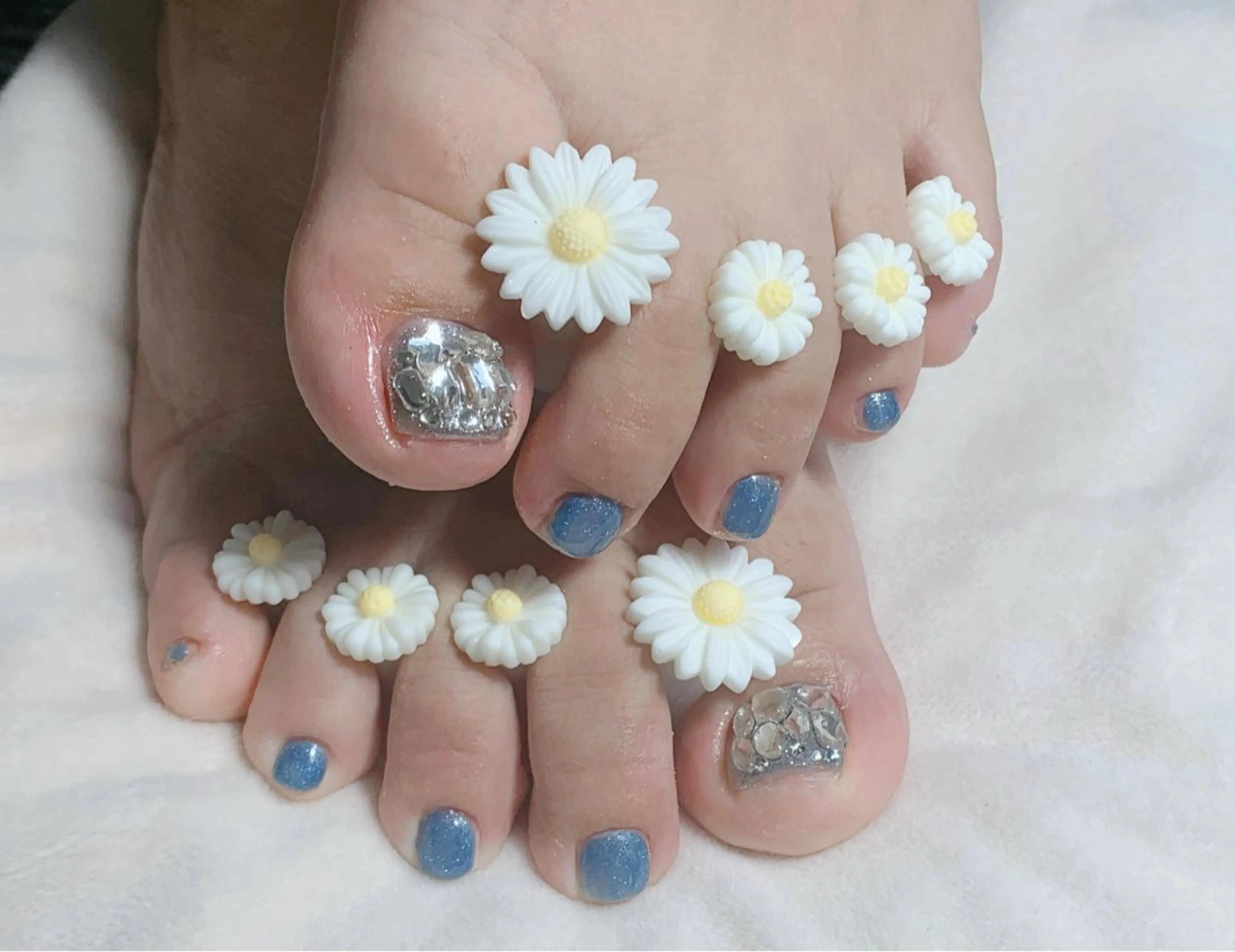 ネイル フットネイル フットネイル U·Mi nail salon所属・U·Mi 上野御徒町容のネイルデザイン