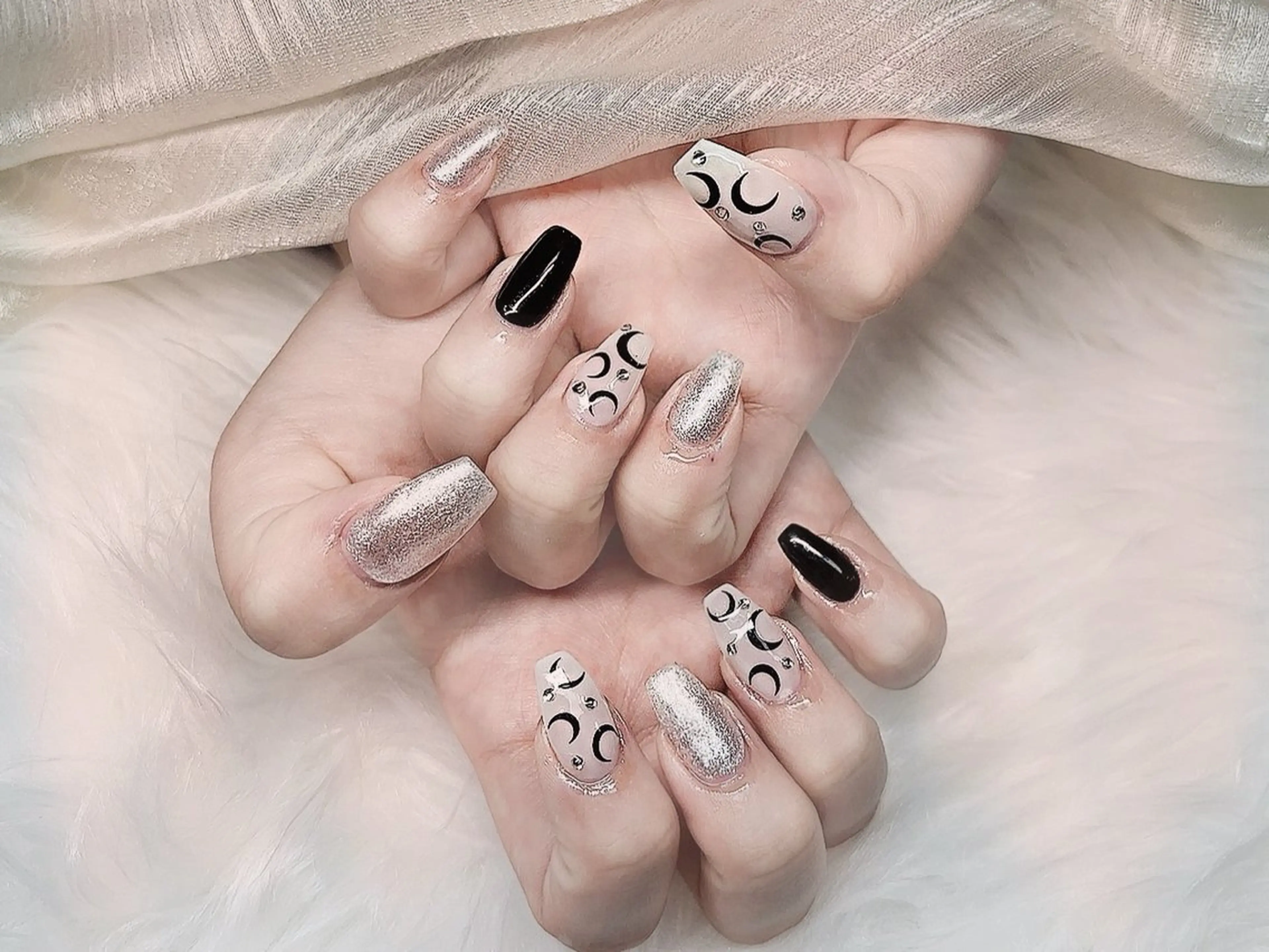 ショート 韓国風ヘア ハンドネイル ETERNA Nail 銀座店【パラジェル/フィルイン/チップ長さだし/マグネット/ニュアンス】所属・ア カリのネイルデザイン