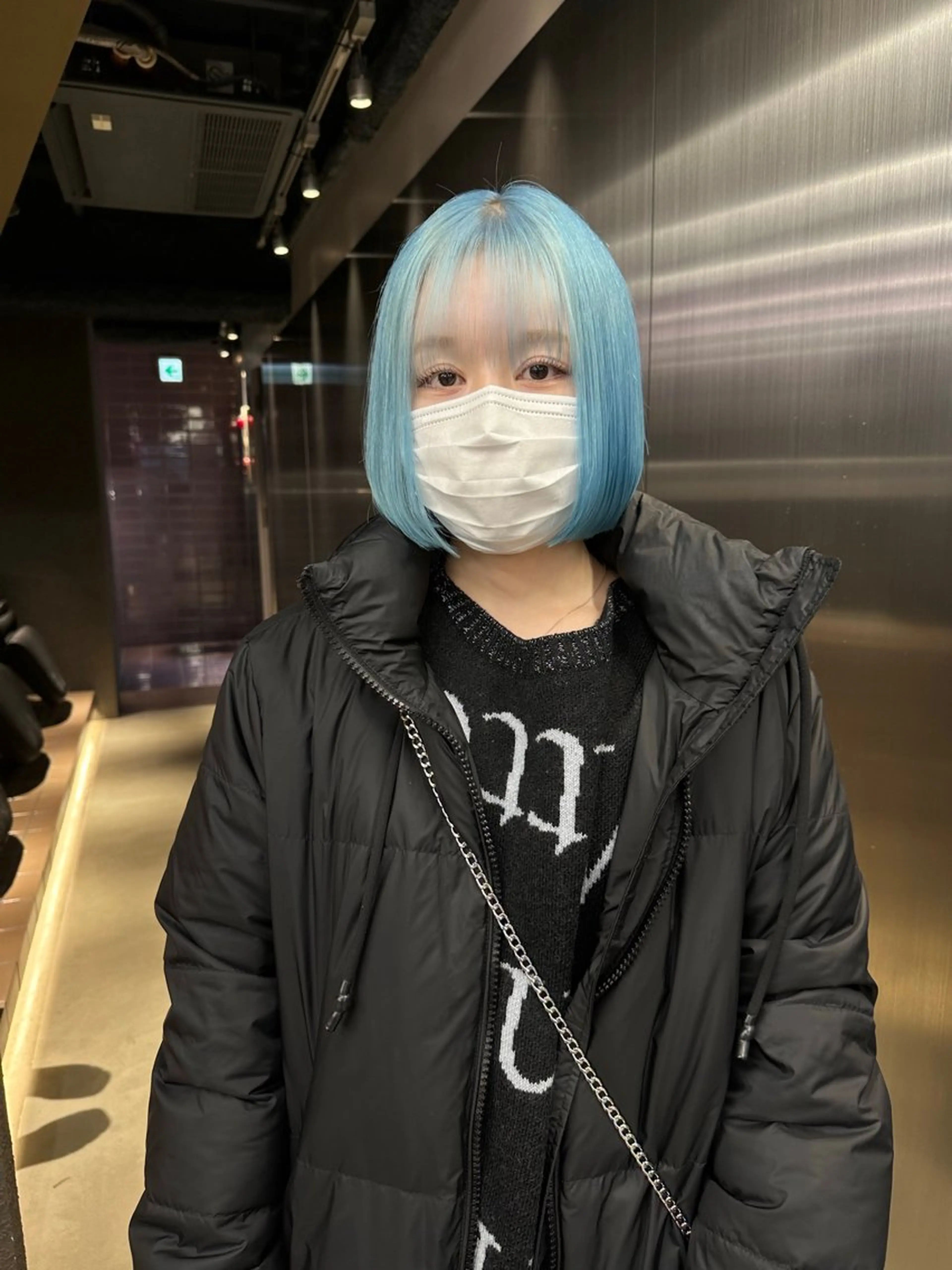 ショート カラー ブルーカラー 鈴木/ニュアンス パーマ/メンズのヘアスタイル