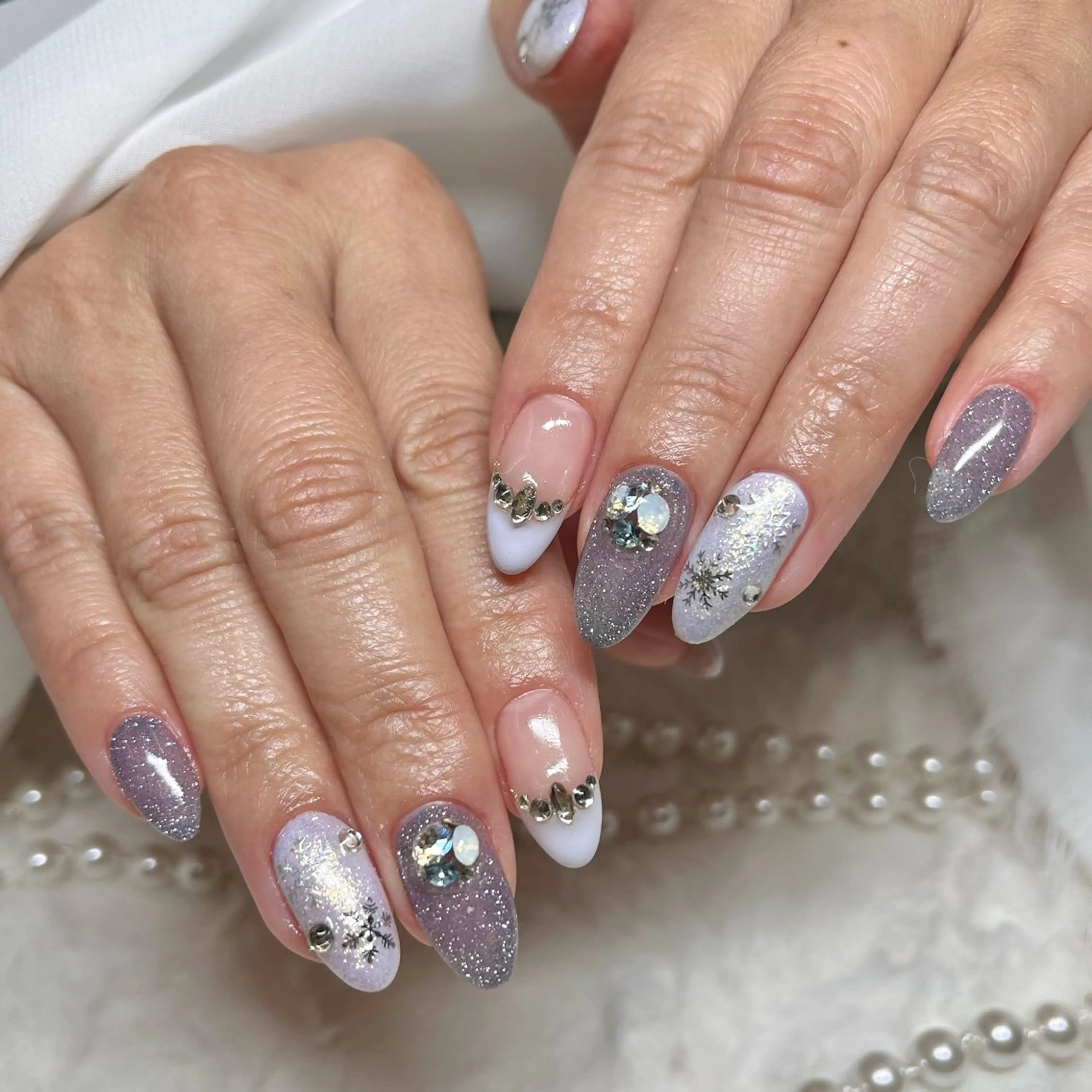 ネイル キラキラネイル ストーンネイル Vogustys Nail 山田のネイルデザイン
