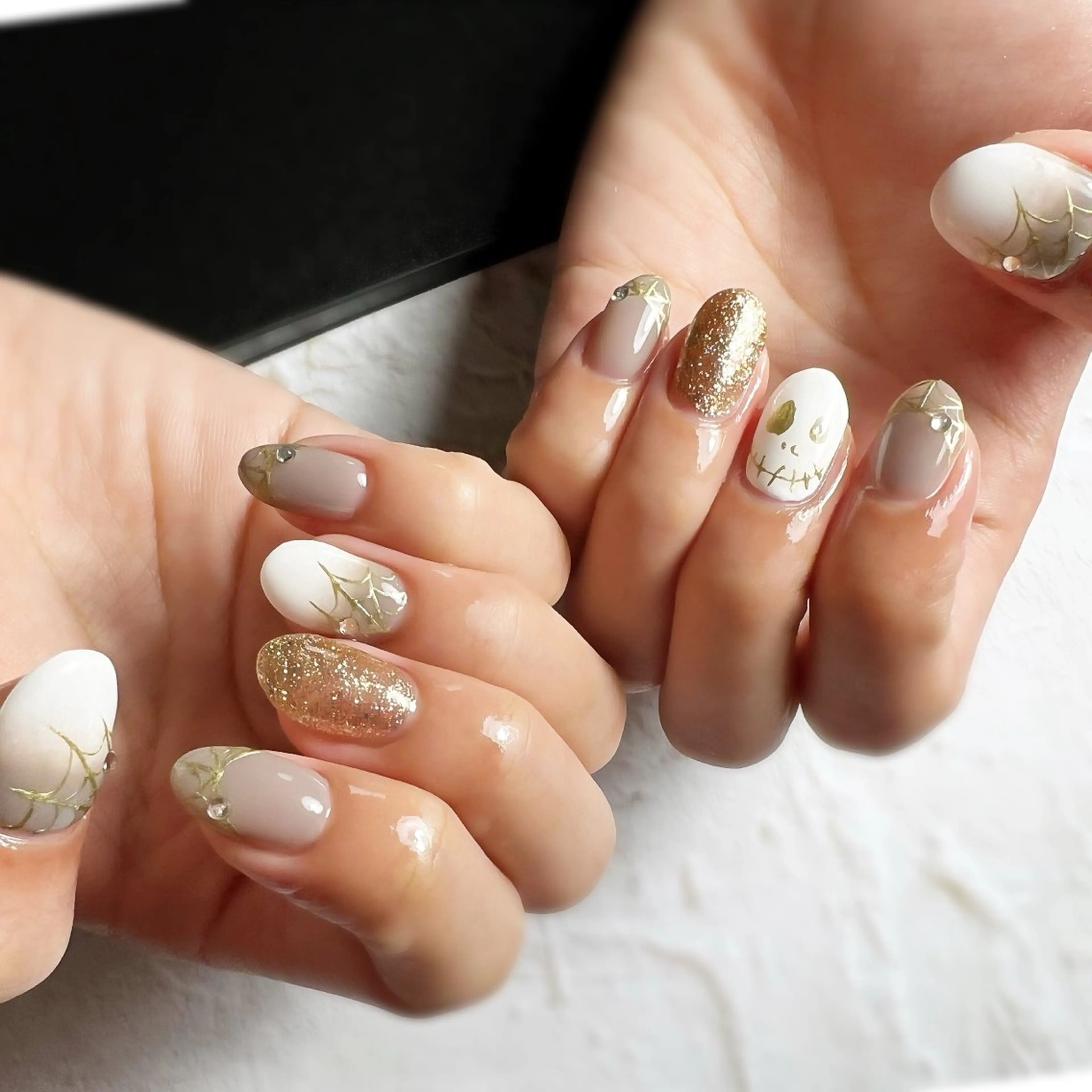 ネイル ハンドネイル フットネイル NAILsalon Laki(ラキ)のネイルデザイン