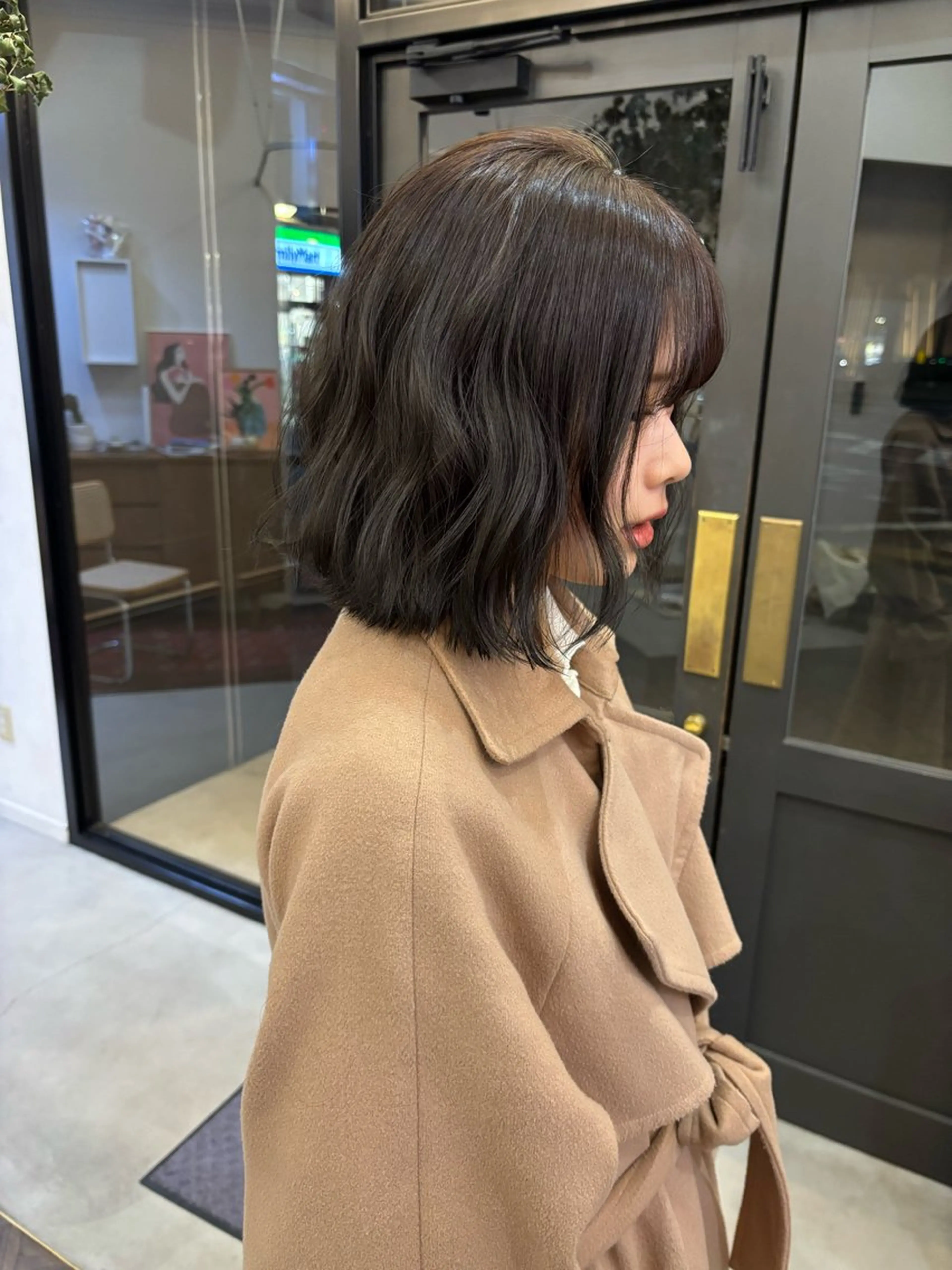 ミディアム 小出 妃奈乃のヘアスタイル