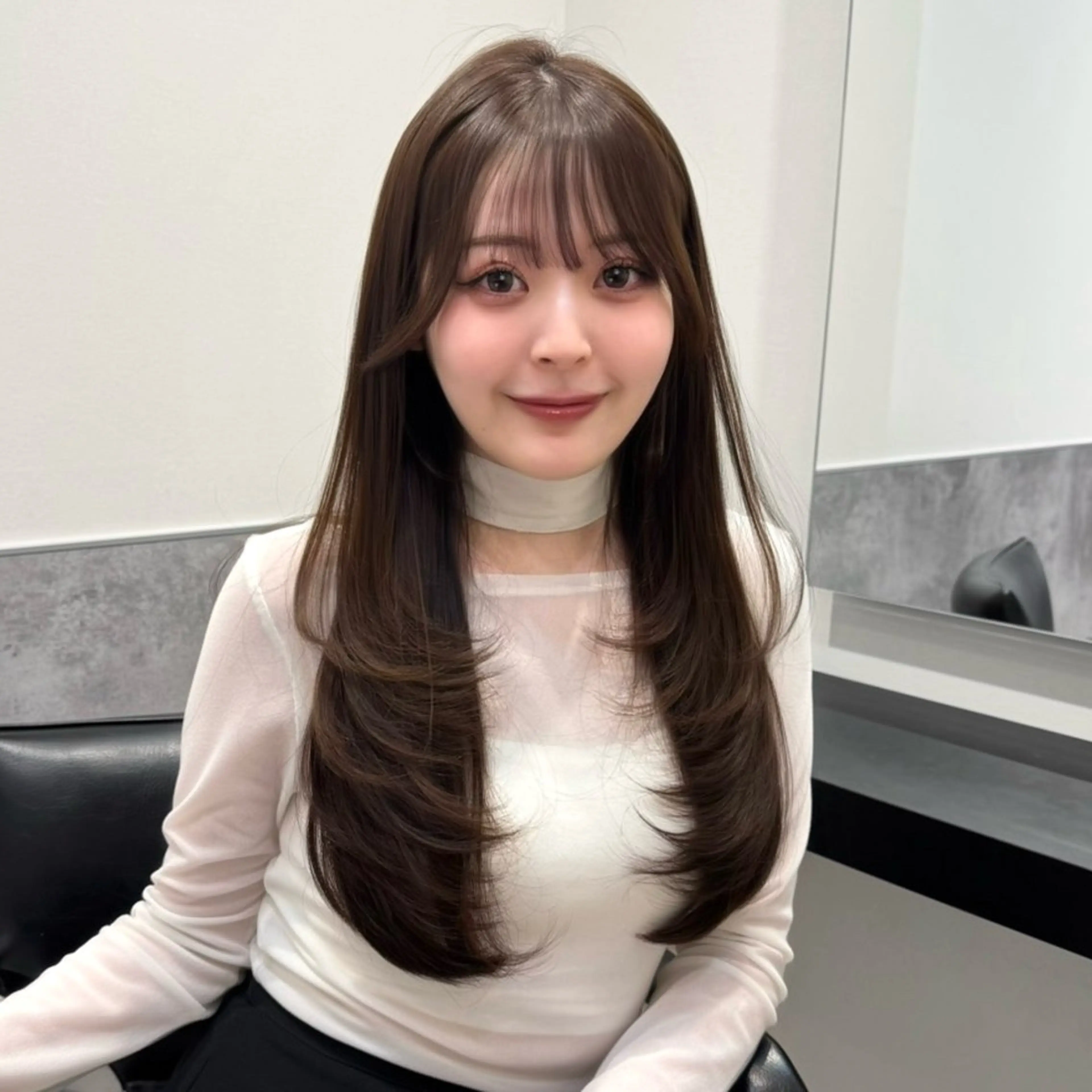 ロング カラー 透明感カラー グレージュ 顔周りカット レイヤーカット カット ヘアカラー トリートメント 韓国系支持率No.1 レイヤー特化/きょうのヘアスタイル