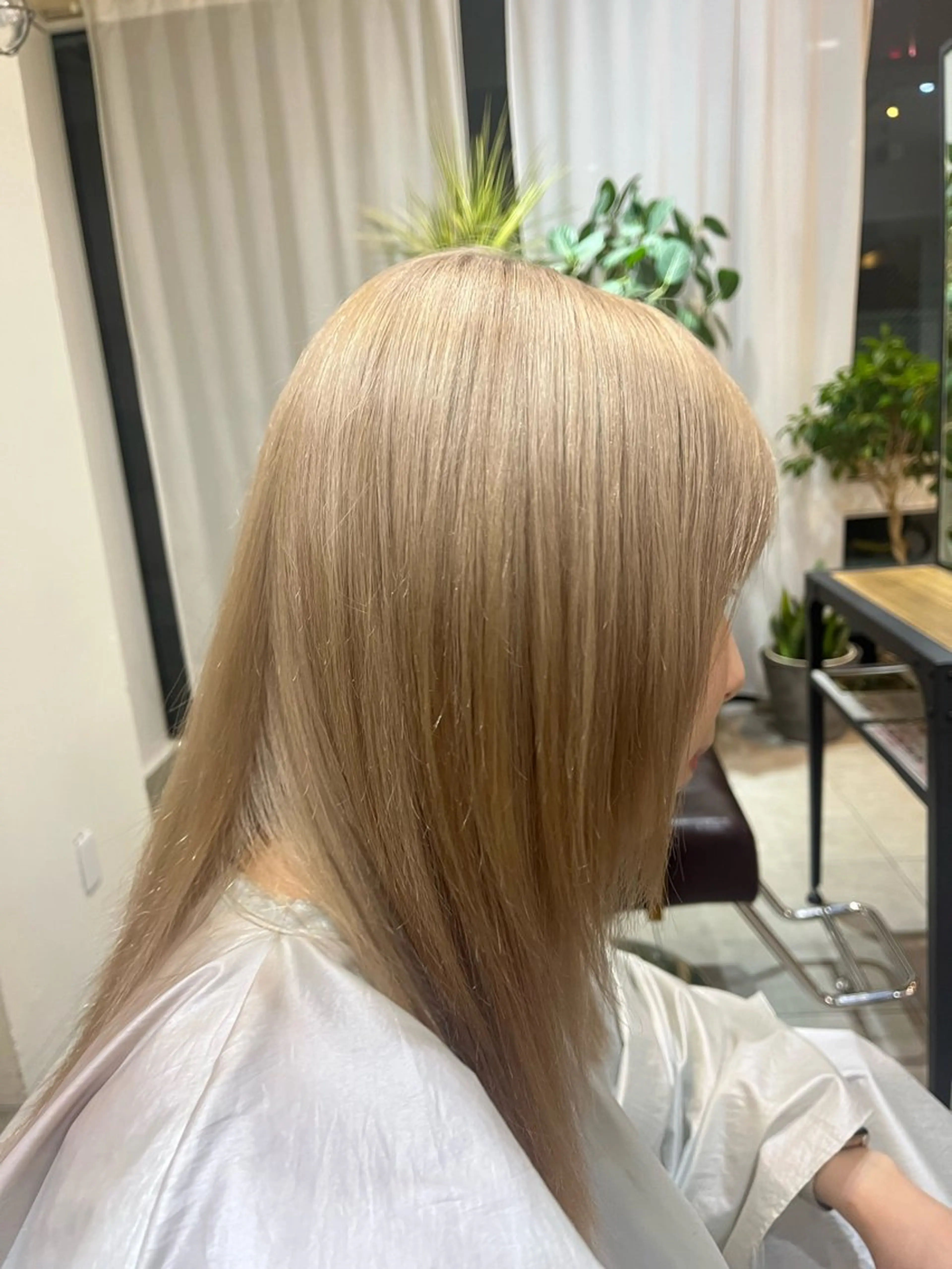 ミディアム カラー ブリーチ ケアブリーチ côte所属・🫧 りょうた 🫧 ショート特化/表参道のヘアスタイル