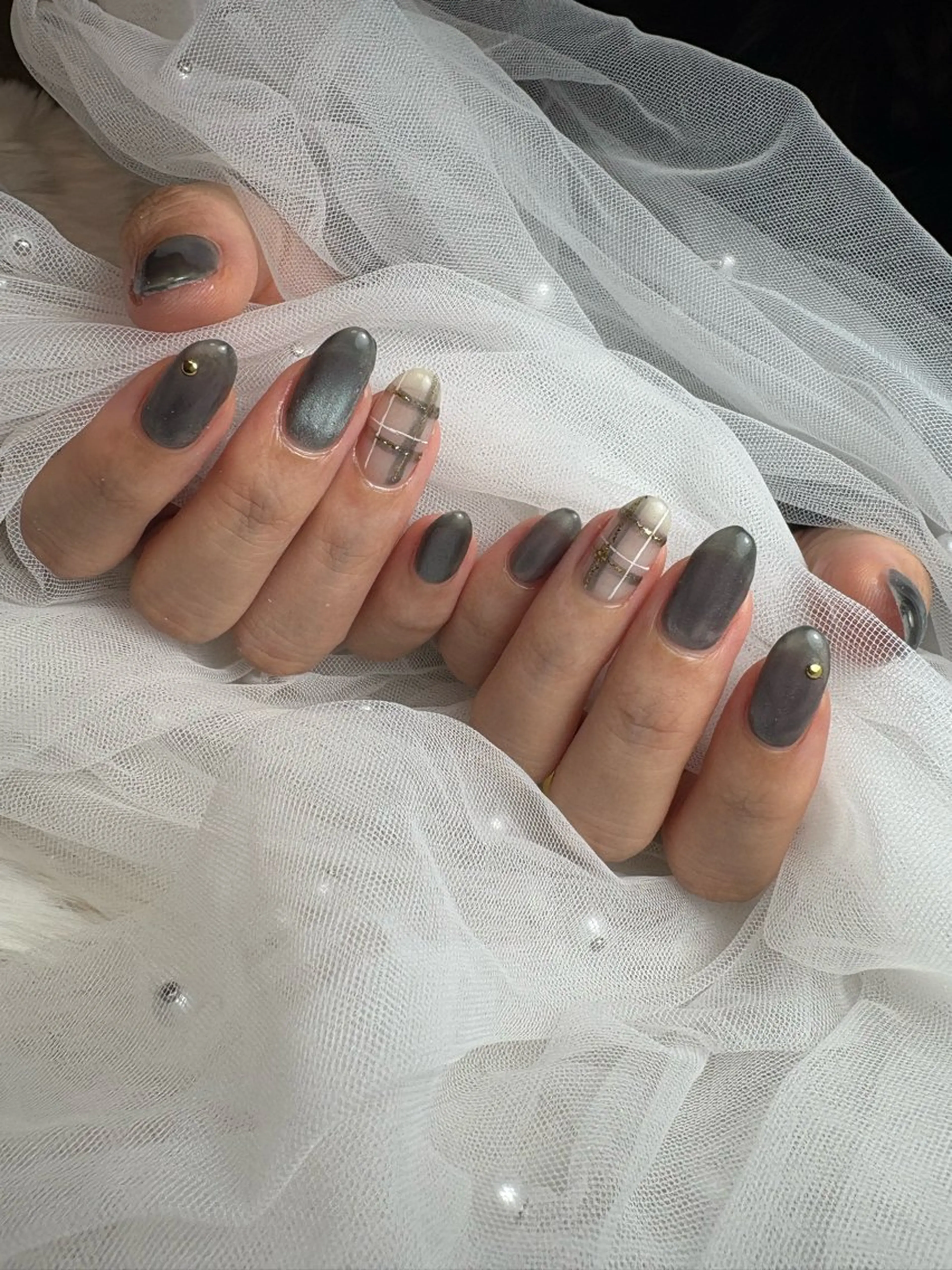 ネイル 黒須莉奈 IRYのネイルデザイン