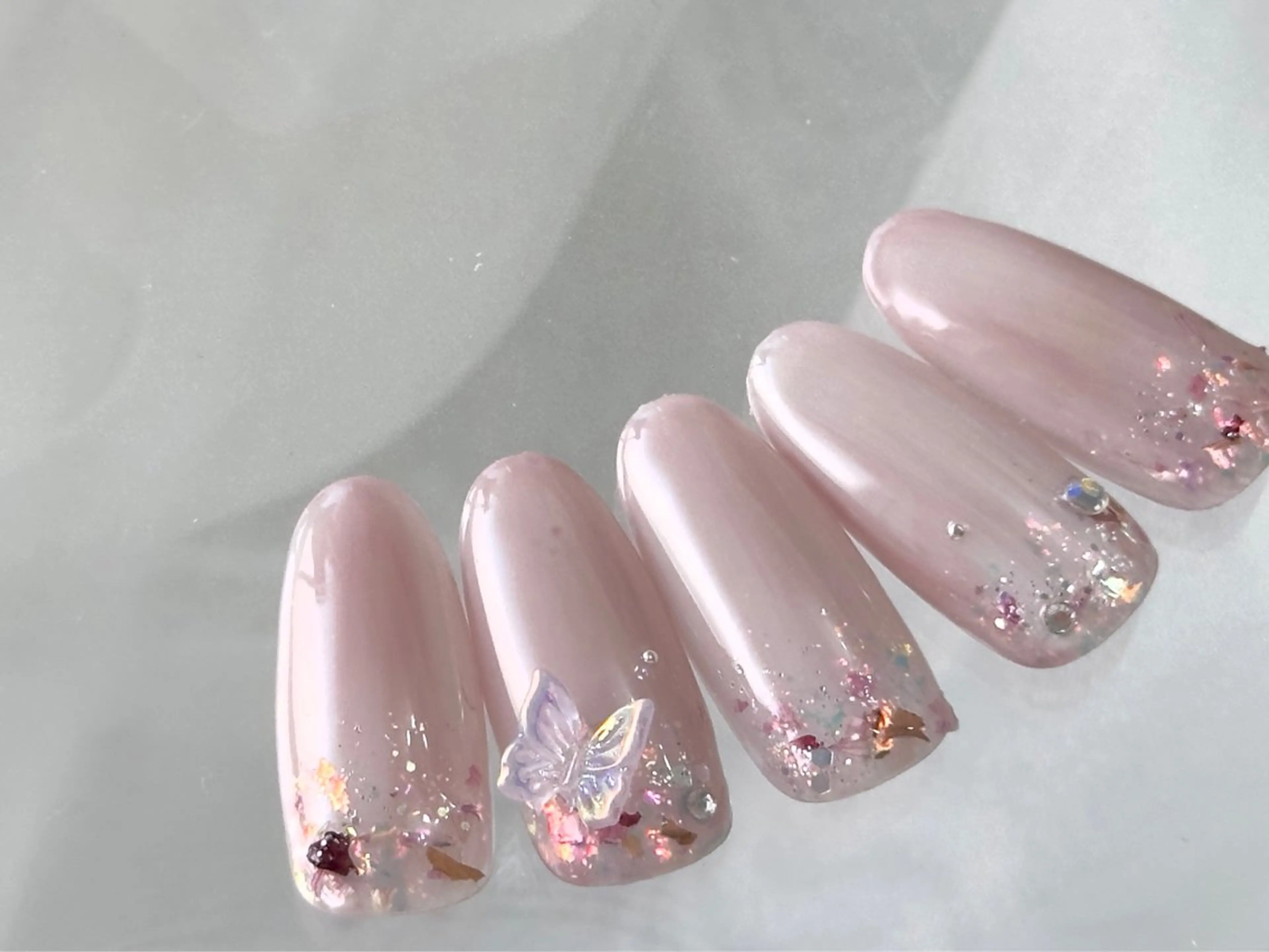 ネイル オーロラネイル 春ネイル ワンホンネイル ハンドネイル U.nail カワバタのネイルデザイン