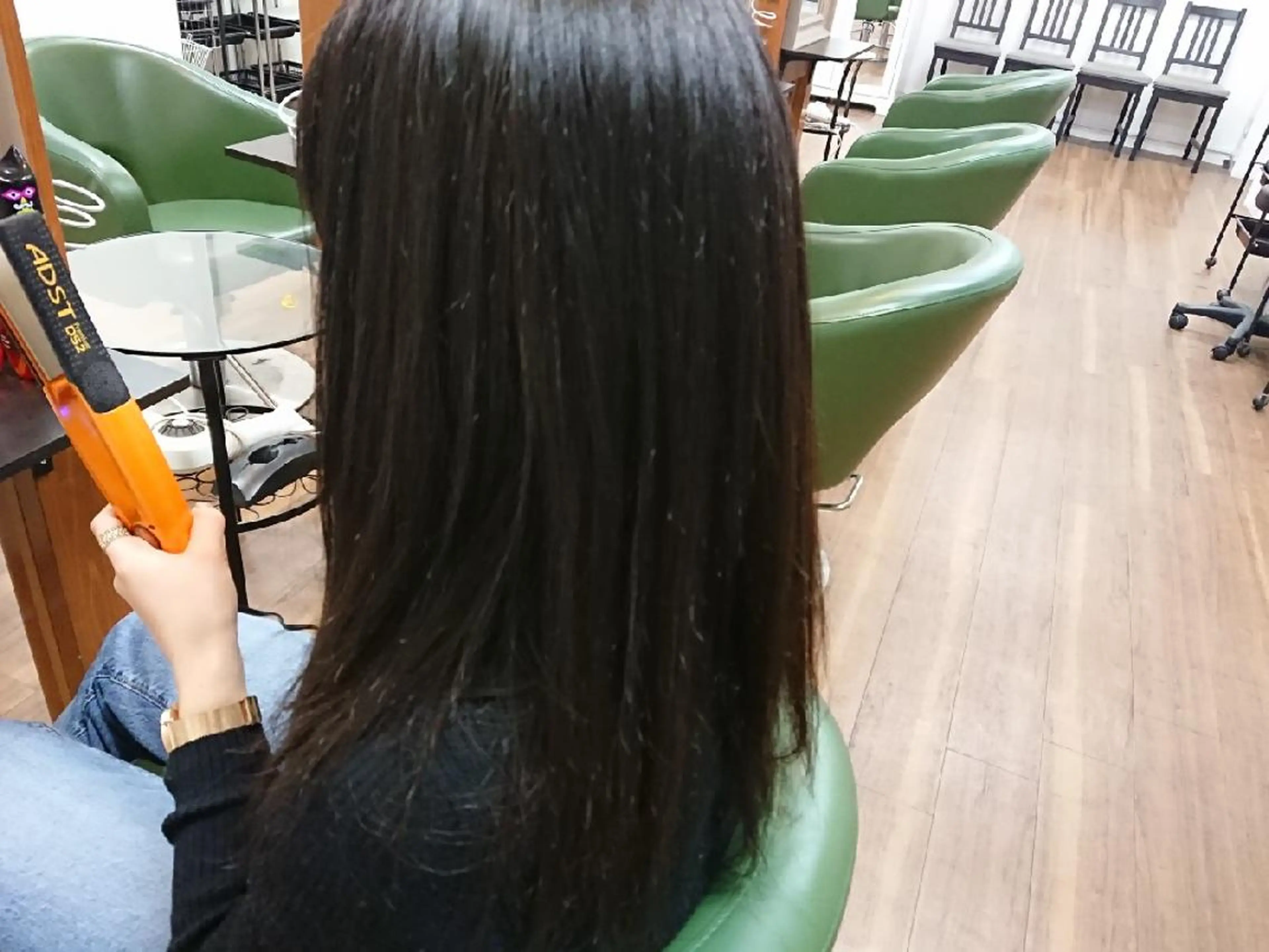 ロング アッシュ ハイライト カット ヘアカラー トリートメント 渡辺 康行のヘアスタイル