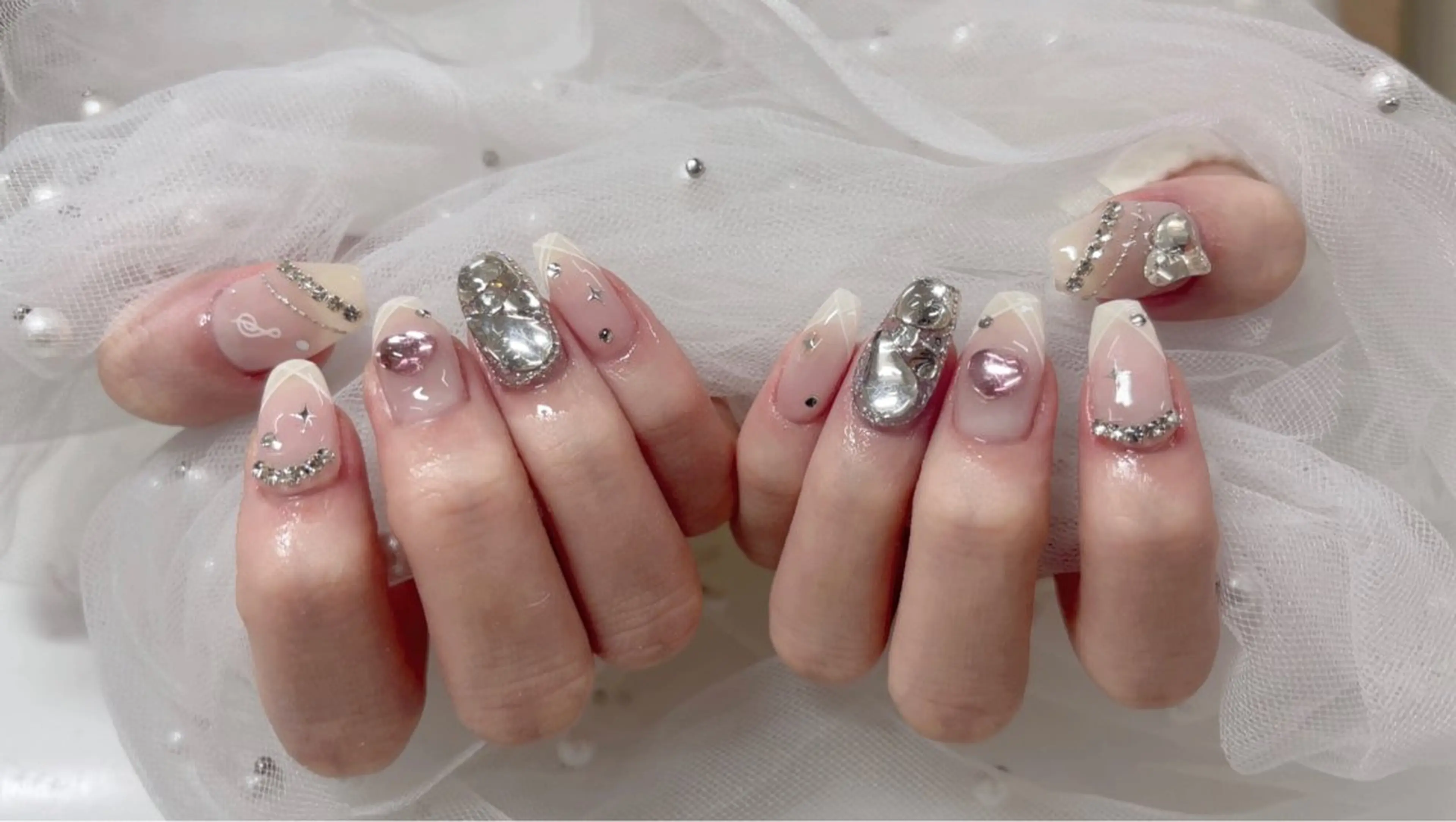 ネイル ハヤシ ミカのネイルデザイン