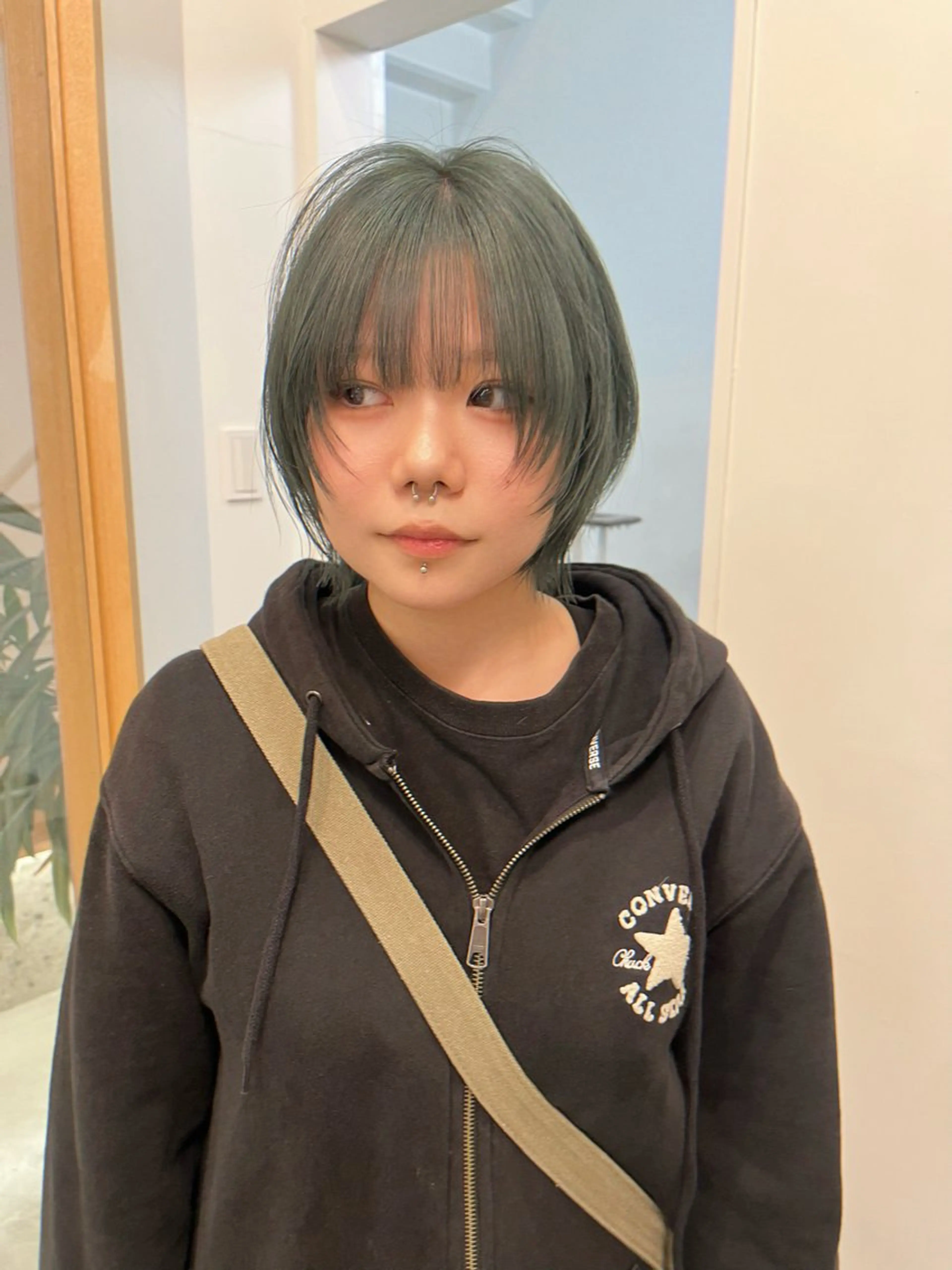 ショート カット ヘアカラー トリートメント marino/ カラー/顔周りカットのヘアスタイル