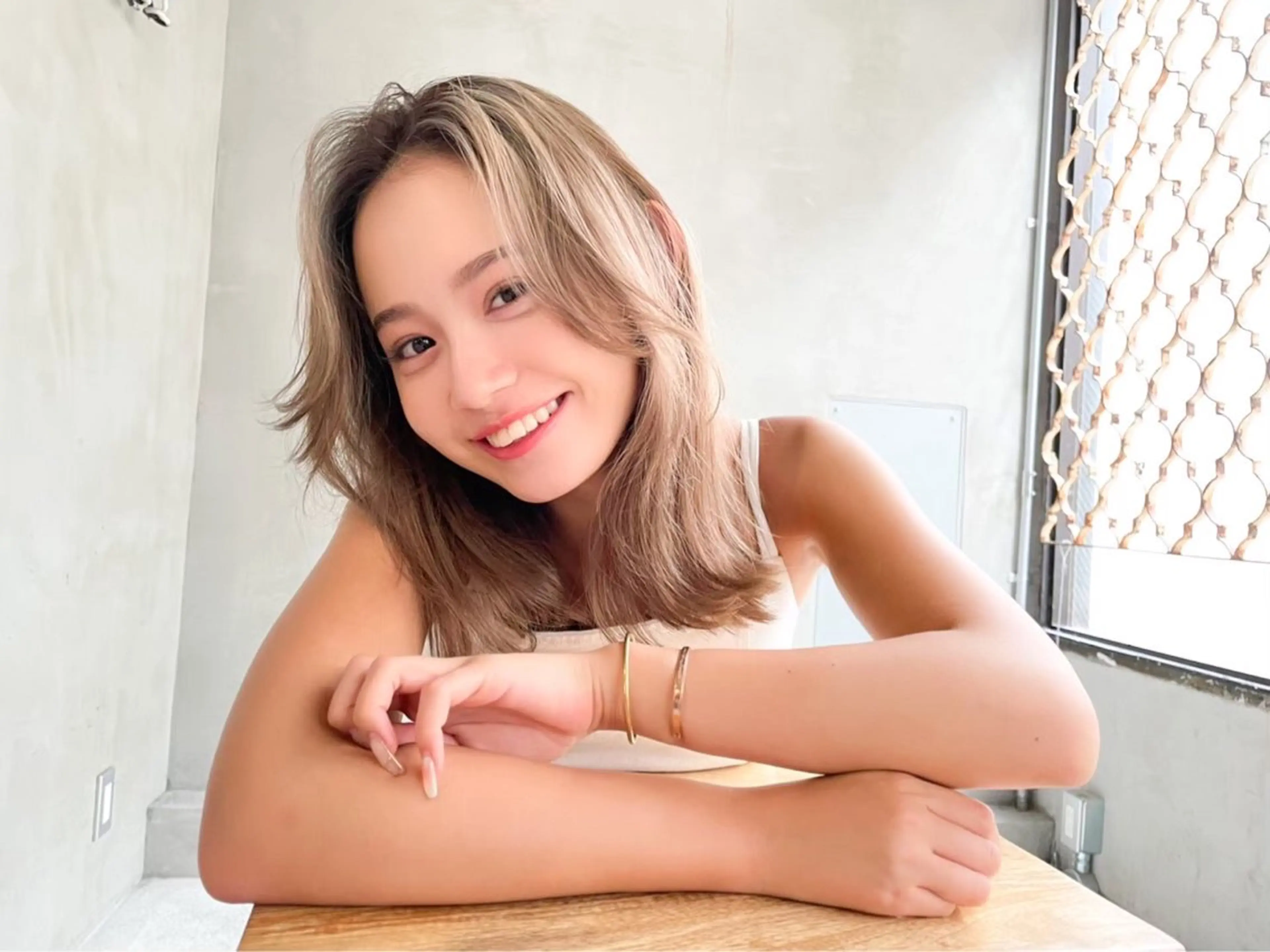 ミディアム カット ヘアカラー 南堀江 möwen ( メーヴェ )所属・mowen RUIのヘアスタイル