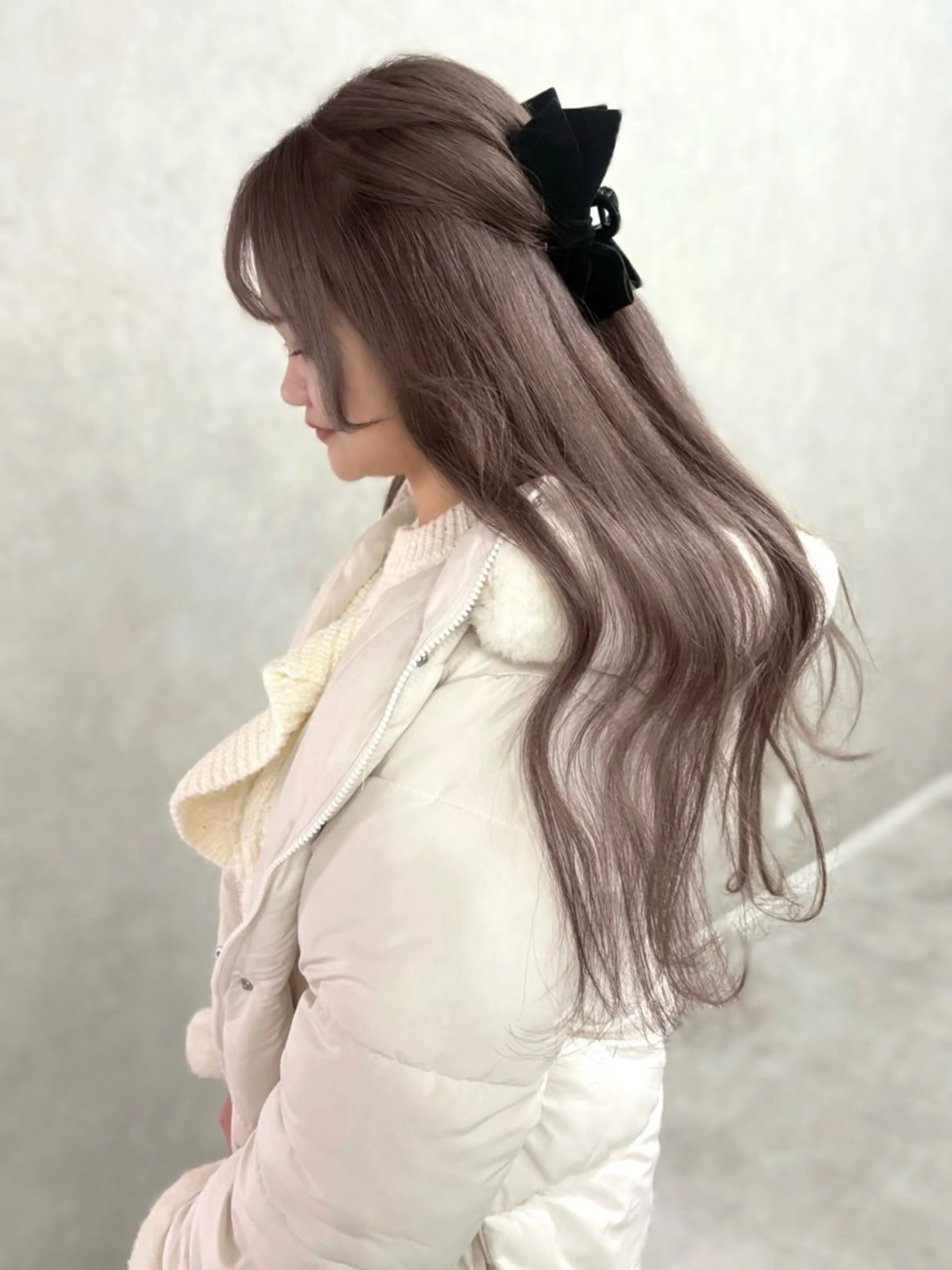 ロング カラー ベージュカラー ラベンダーカラー ラベンダーピンク ミルクティーベージュ ピンクカラー カット ヘアカラー 盛れる顔まわり✨🎀 レイヤー別所好葉のヘアスタイル