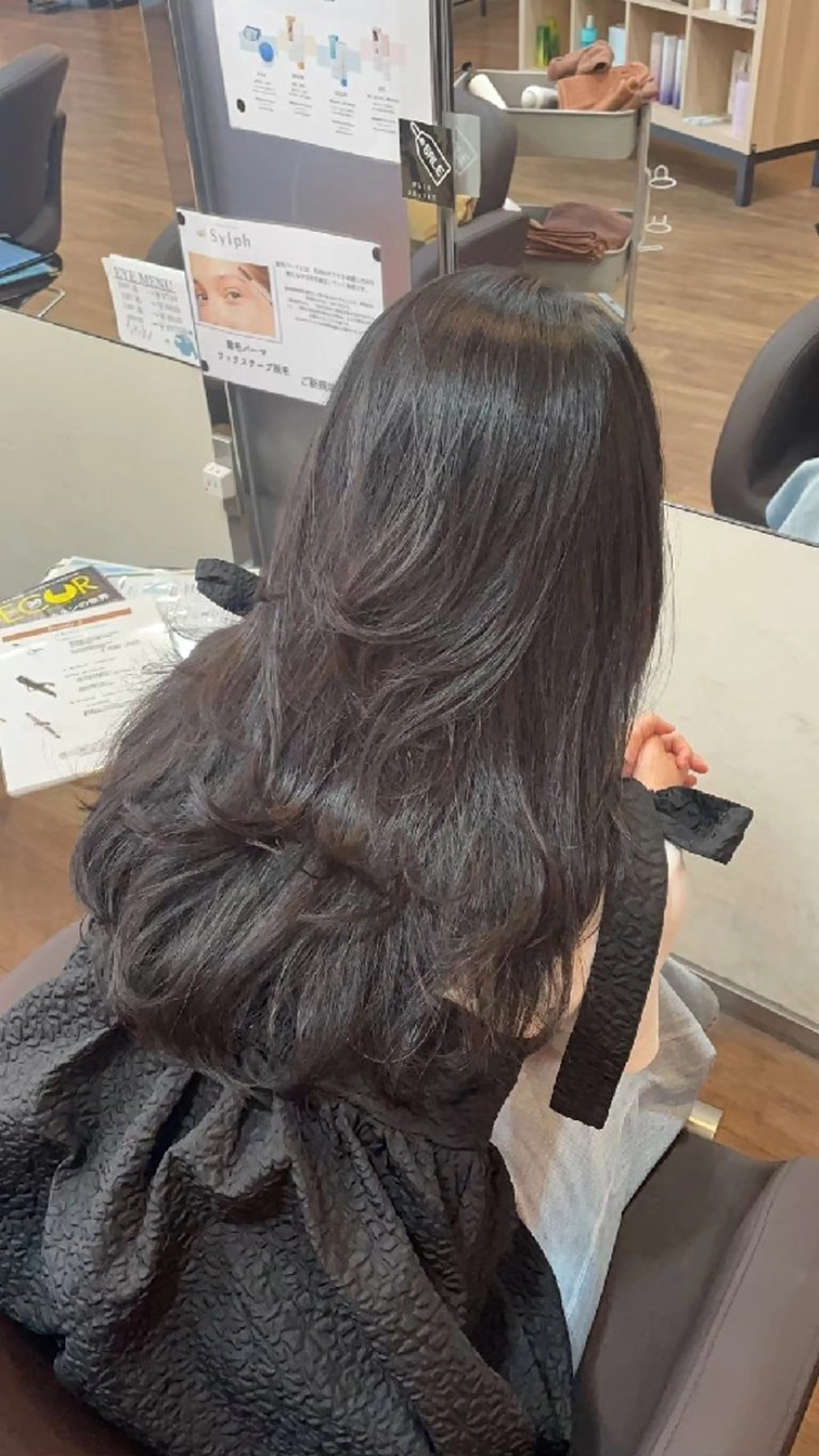 カラー ヘアカラー トリートメント 束感まつぱ🫧 なつき🫧のマツエク・マツパデザイン