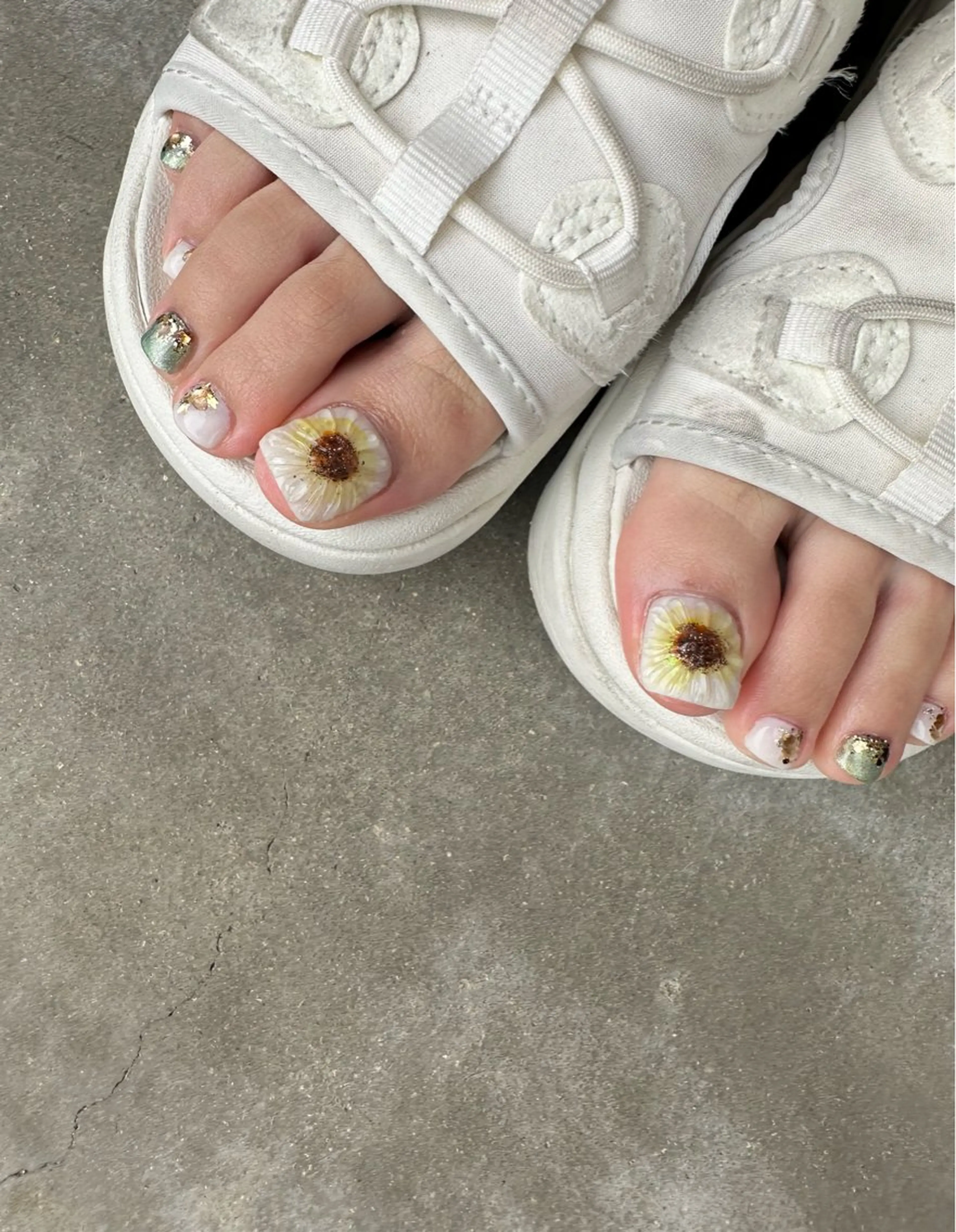 ネイル 12 designのネイルデザイン