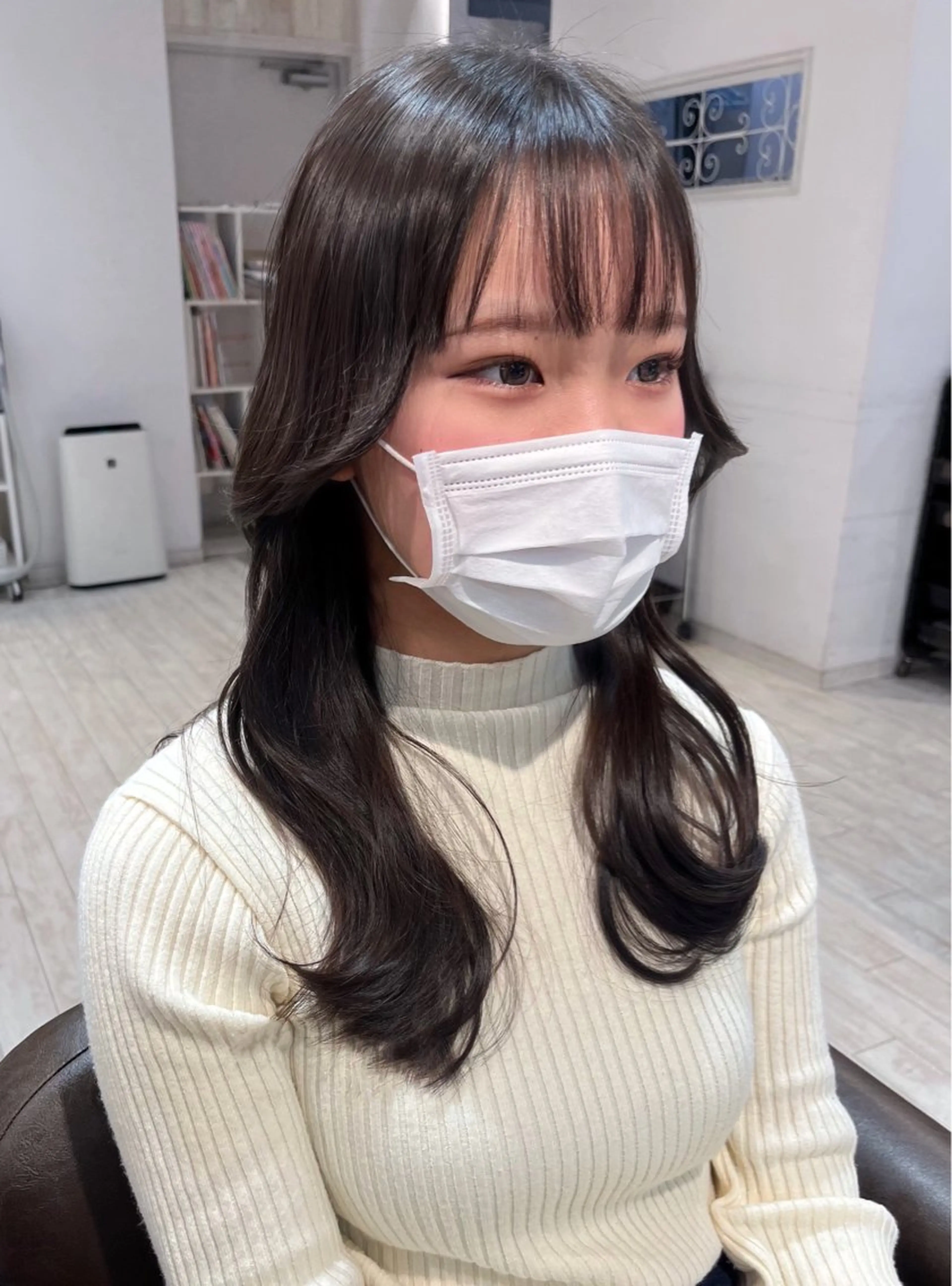 ロング くびれヘア 顔まわりレイヤー 韓国風ヘア レイヤーカット 似合わせカット カット トリートメント 【韓国ヘア×透明感 カラー】笹谷 莉未のヘアスタイル