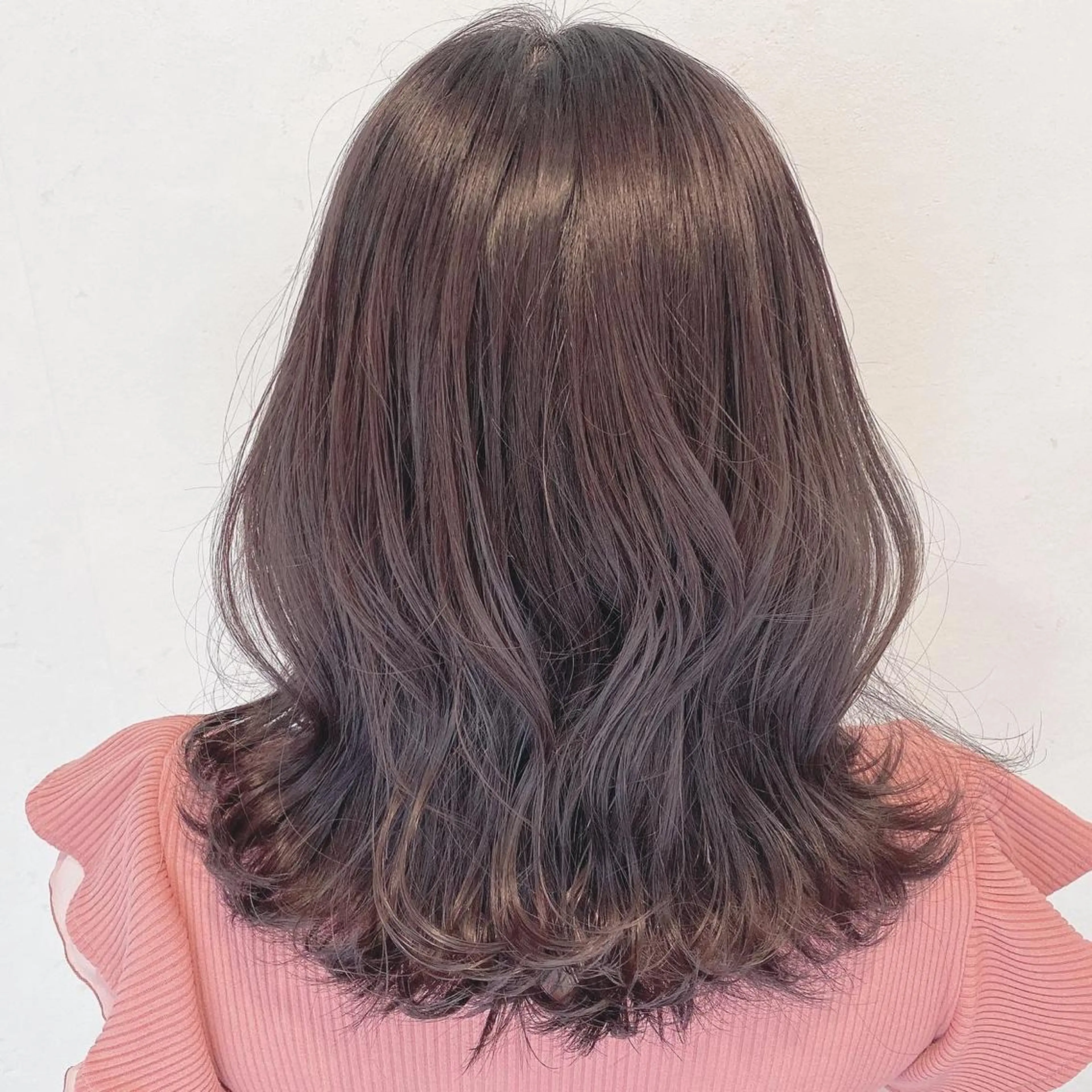 ミディアム カラー 伊藤 さやかのヘアスタイル