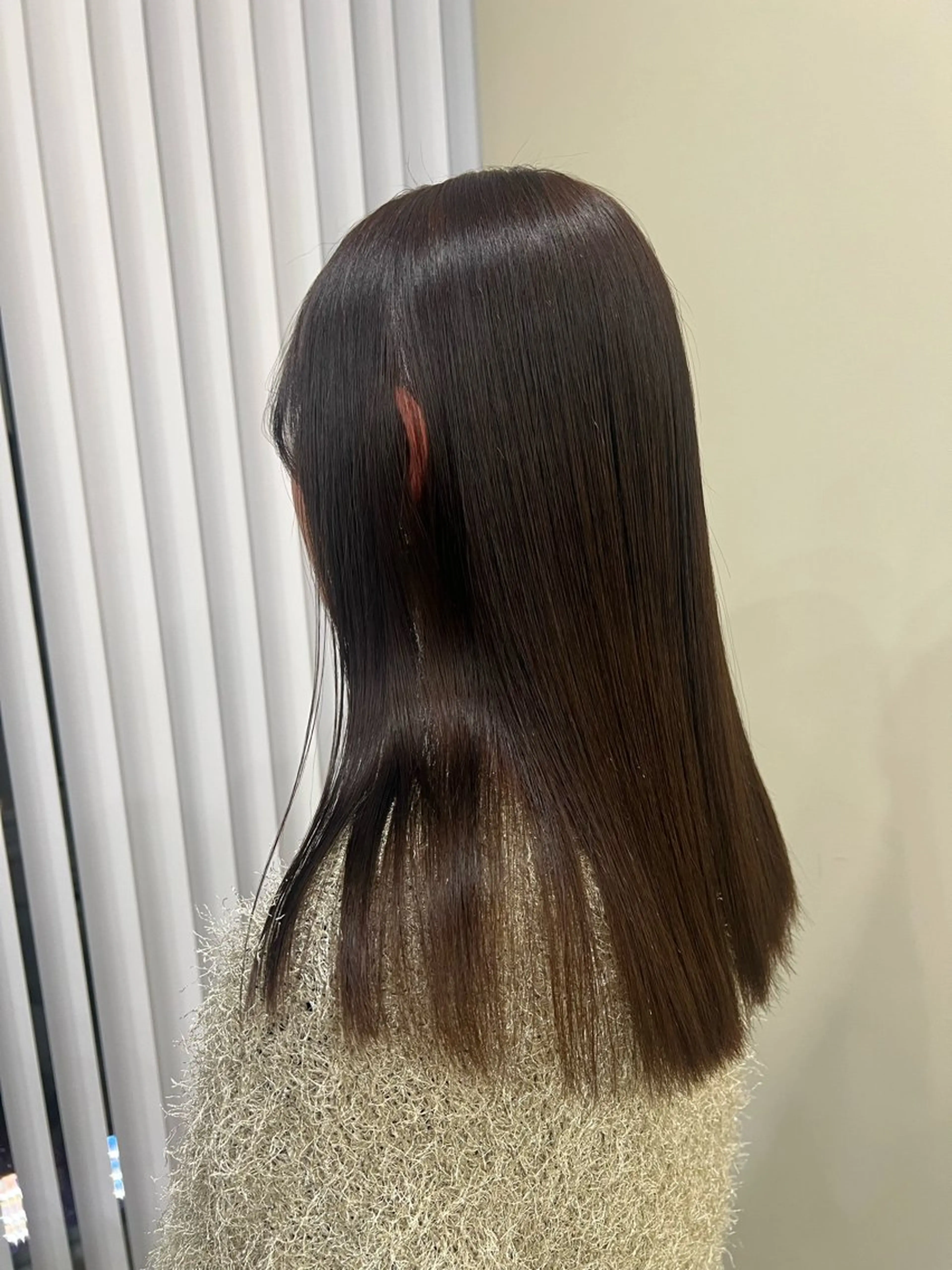 セミロング カラー tomu/大名/艶髪 髪質改善/透明感のヘアスタイル