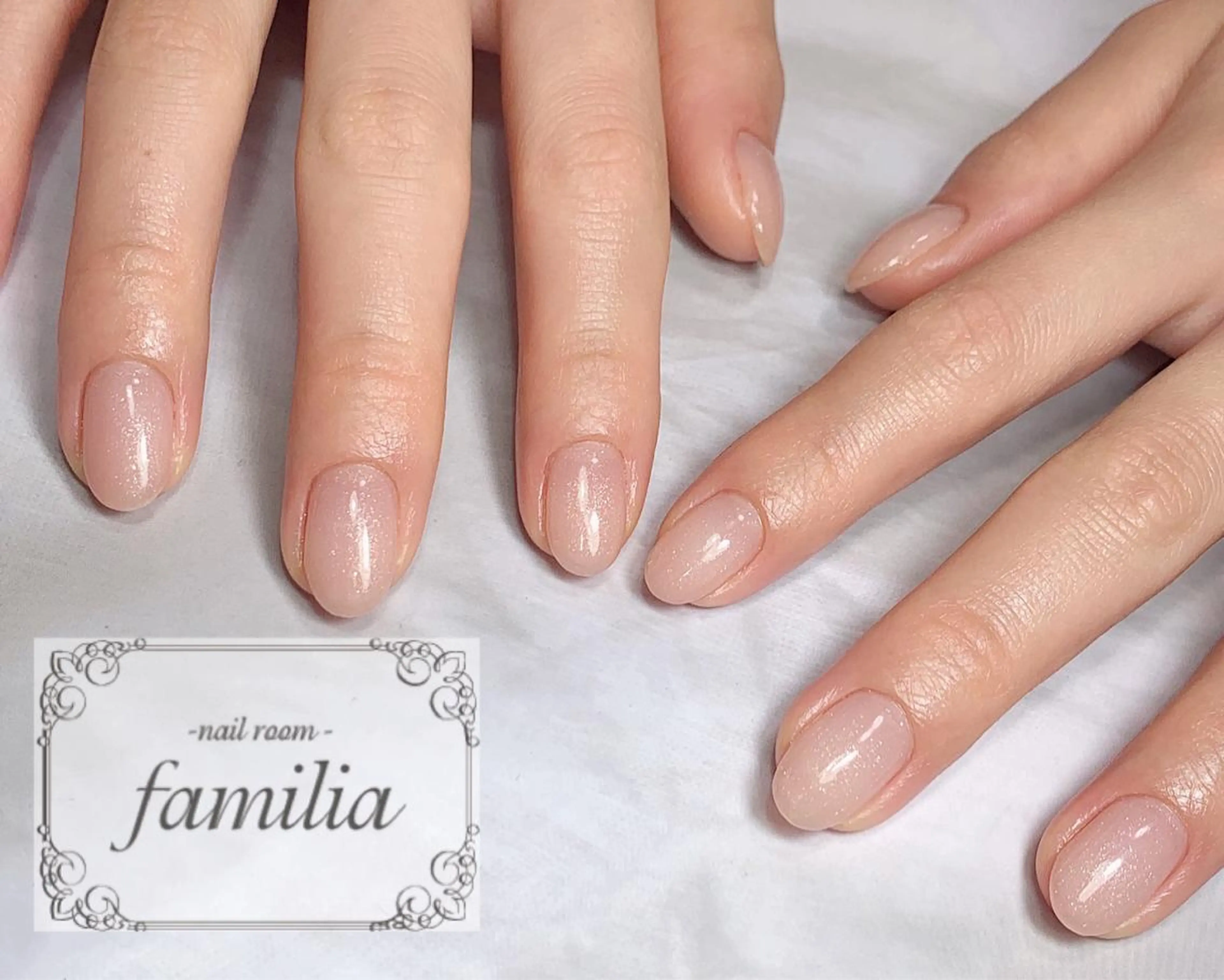 ネイル ハンドネイル -nailroom- familiaのネイルデザイン