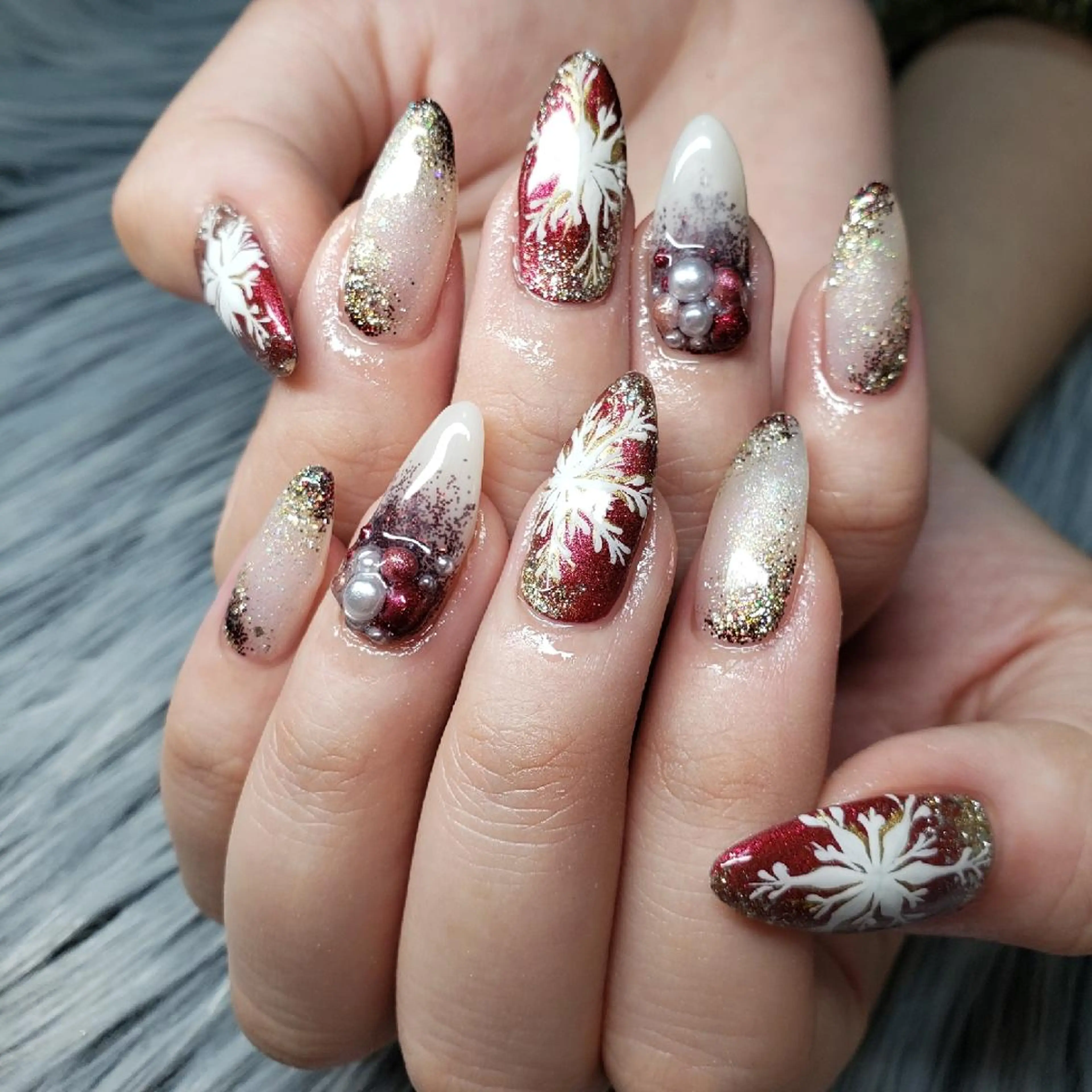 ネイル ロングネイル 赤色 冬ネイル クリスマス Nail salon Coco【溝の口駅】のネイルデザイン