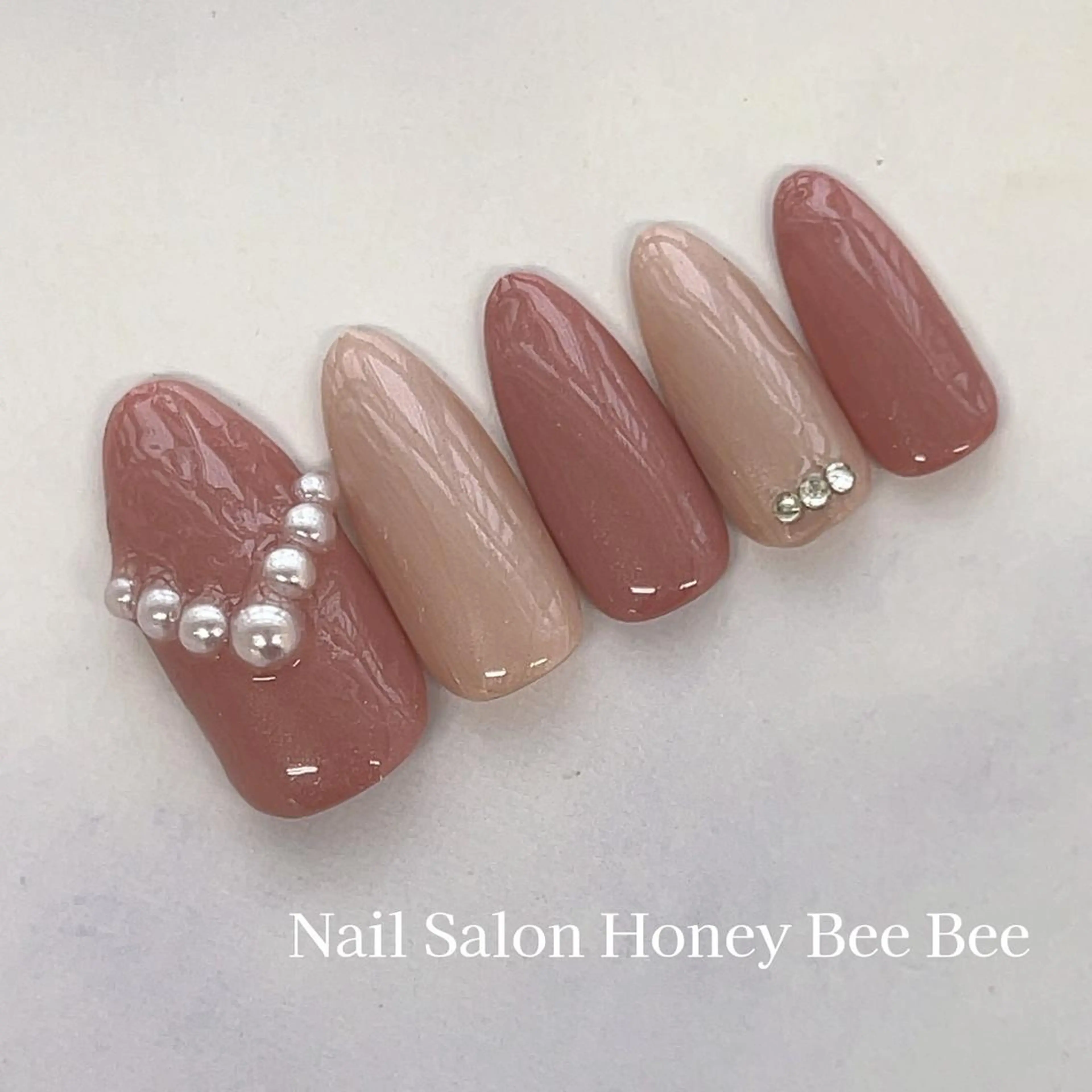 ネイル Nail salon Honey Beeのネイルデザイン