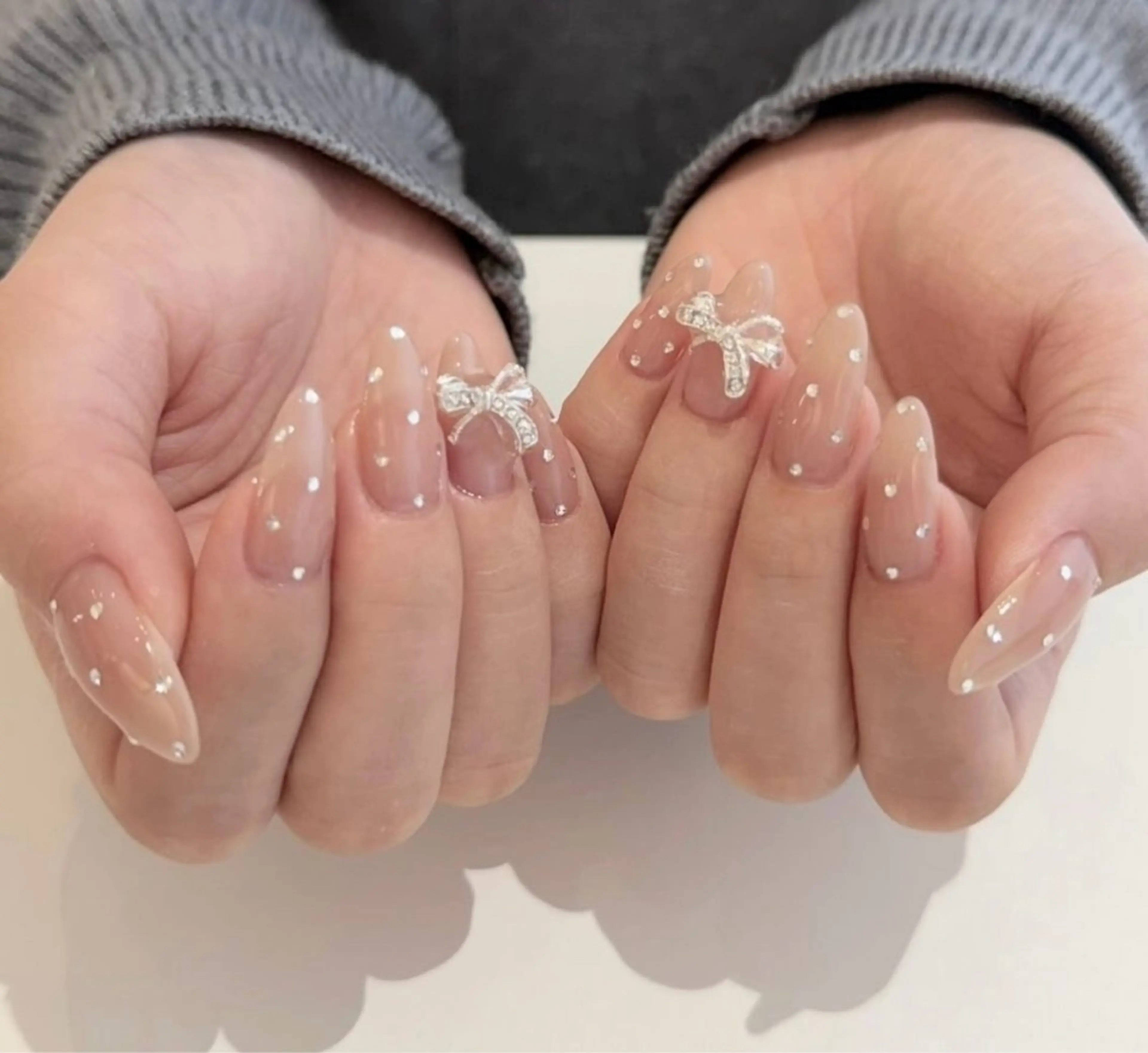 ネイル グラデーション キラキラネイル ワンカラーネイル 冬ネイル Jenn Nail Salonのネイルデザイン