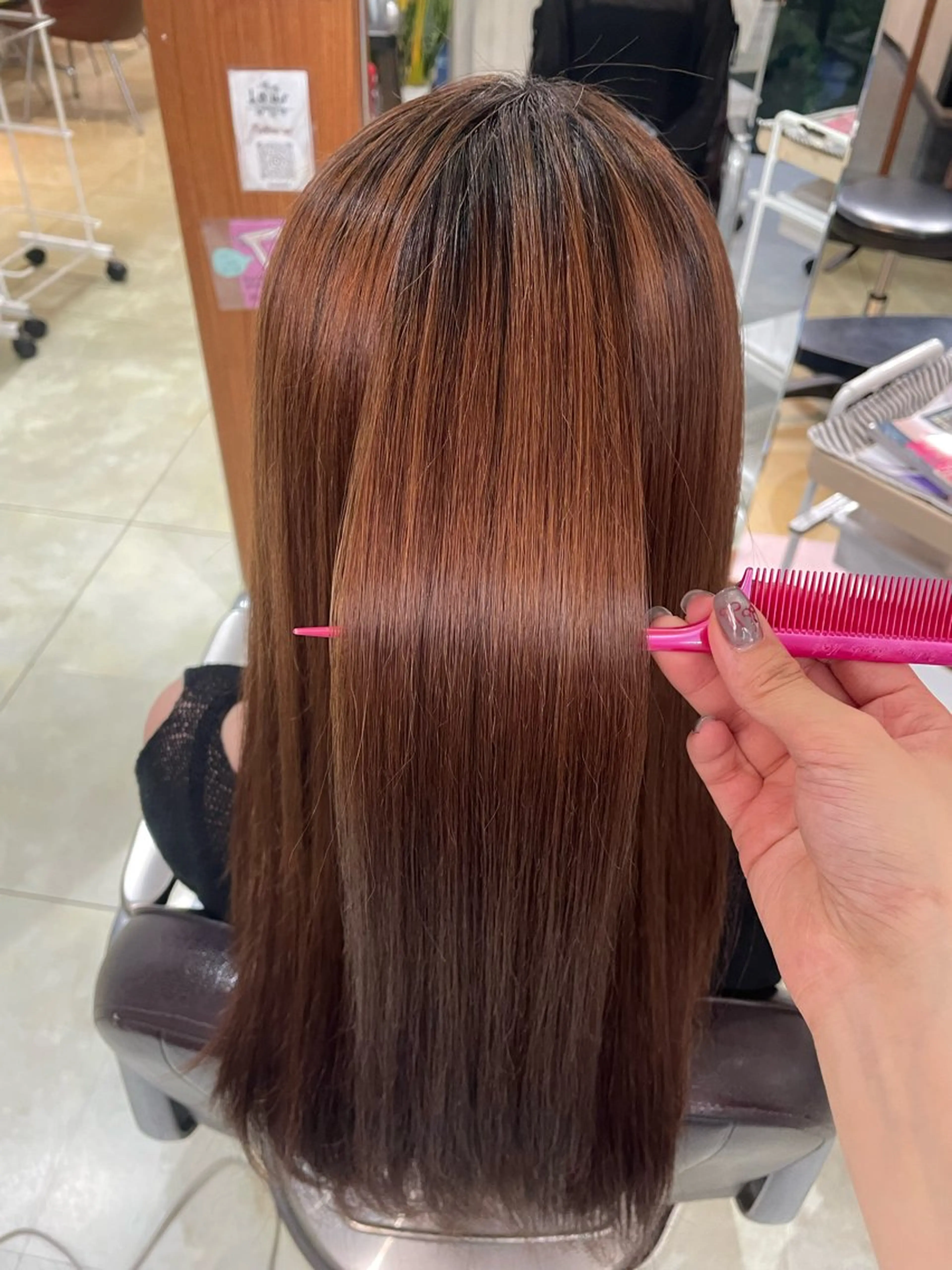 ロング 縮毛矯正 下村 和香奈のヘアスタイル