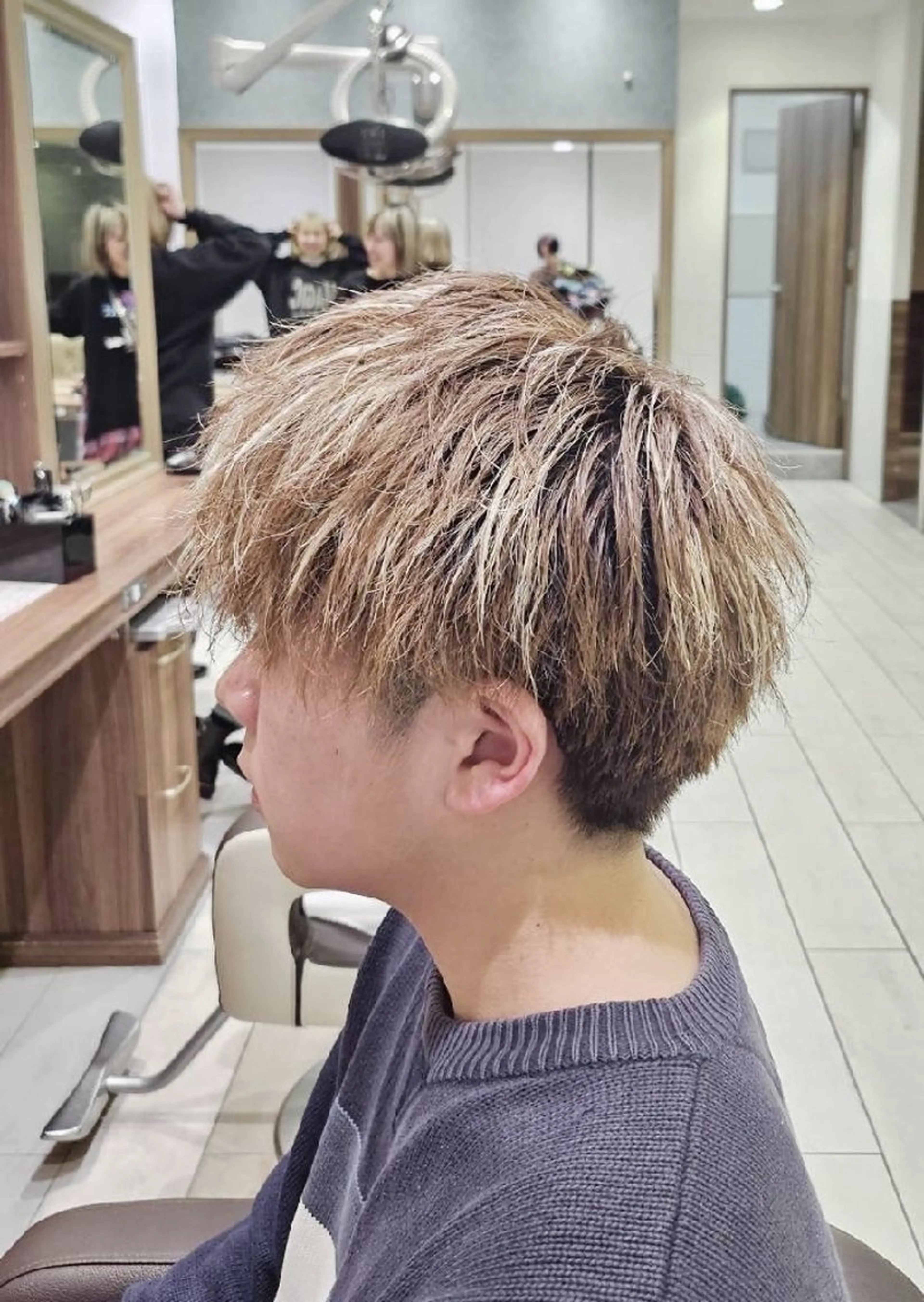 メンズ カット パーマ/縮毛矯正/ 韓国ヘア/副店長和田のヘアスタイル