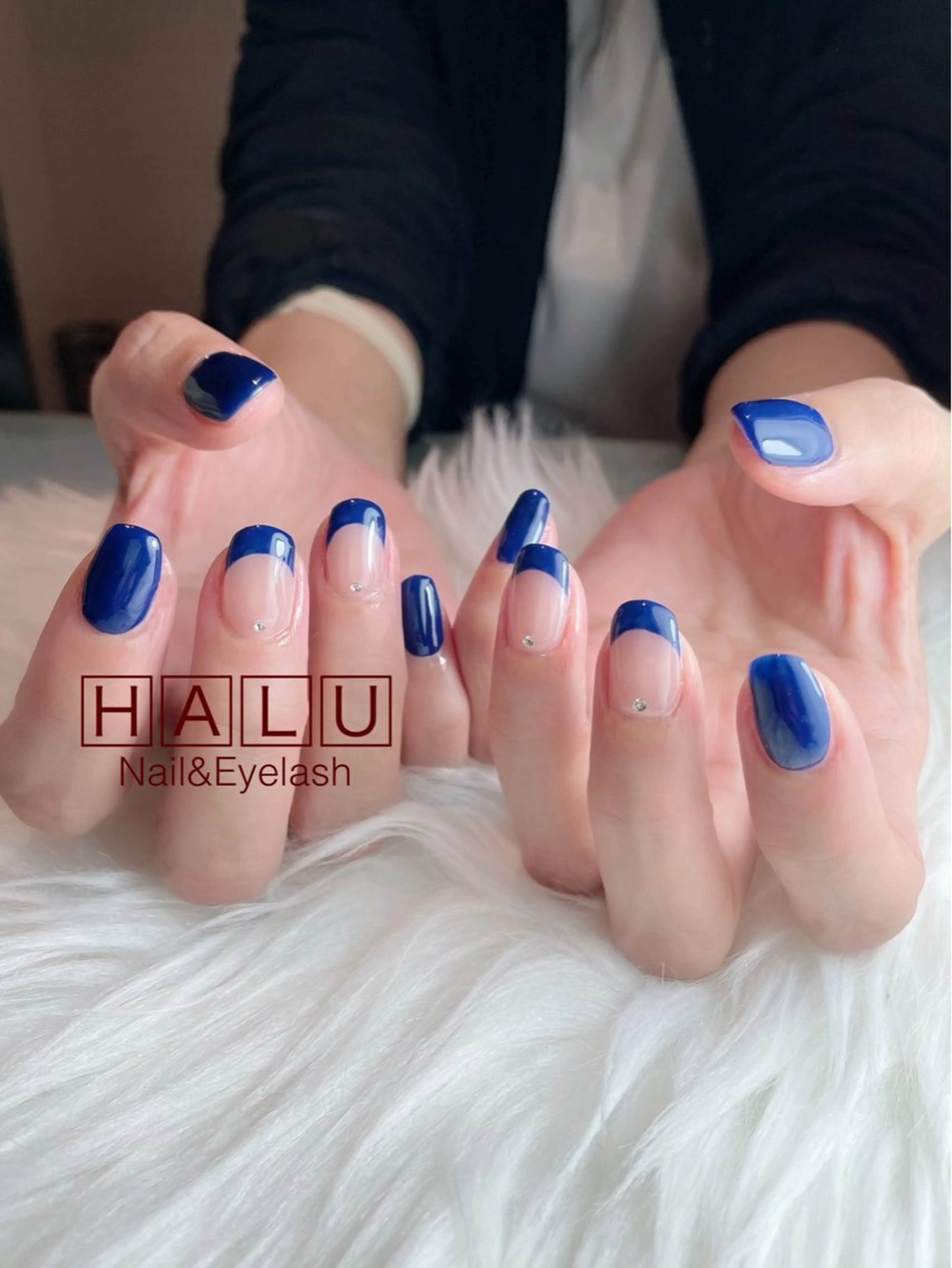 ネイル ネイビー HALU ハルのネイルデザイン