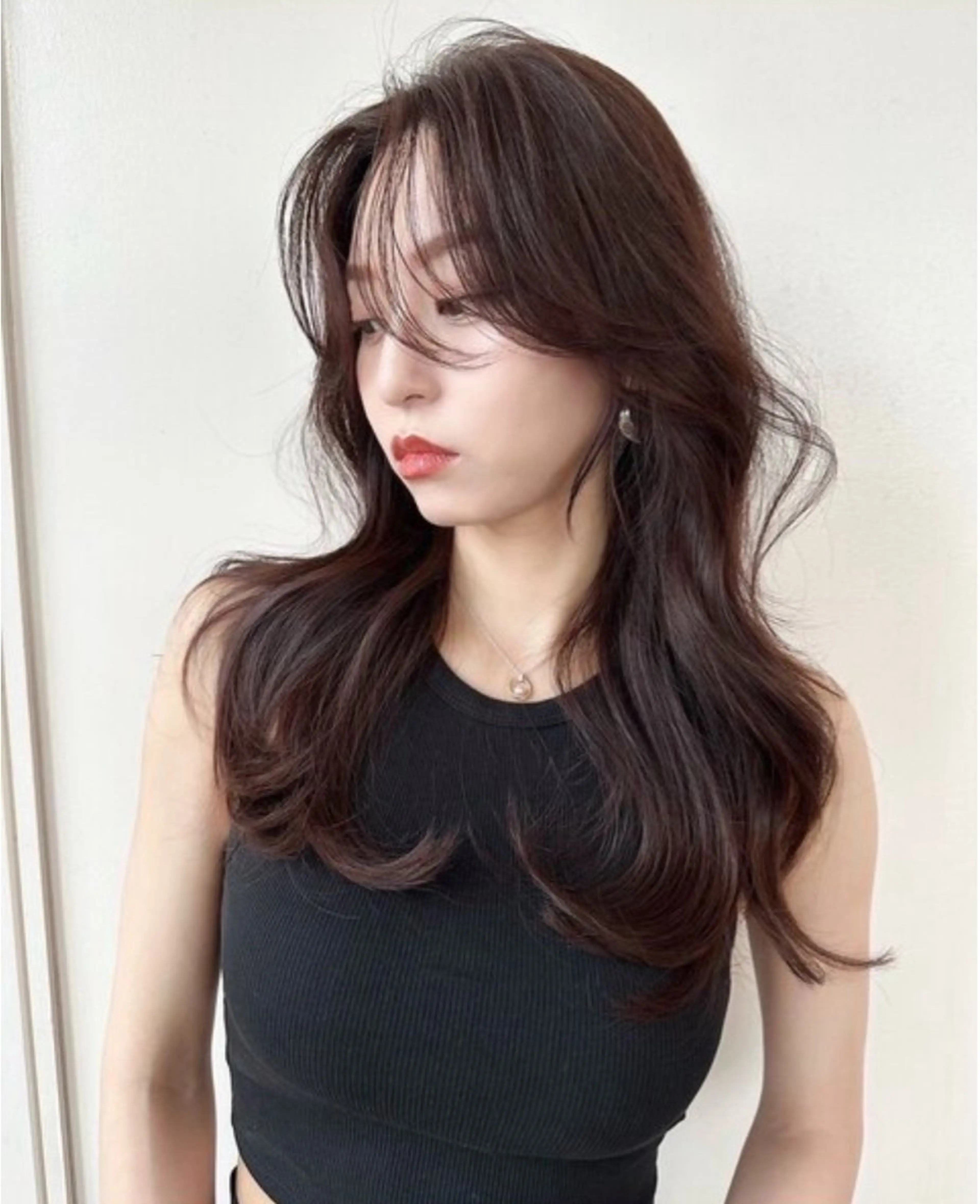 ロング カラー ヘアカラー トリートメント 透明感カラー🫧 nanamiのヘアスタイル