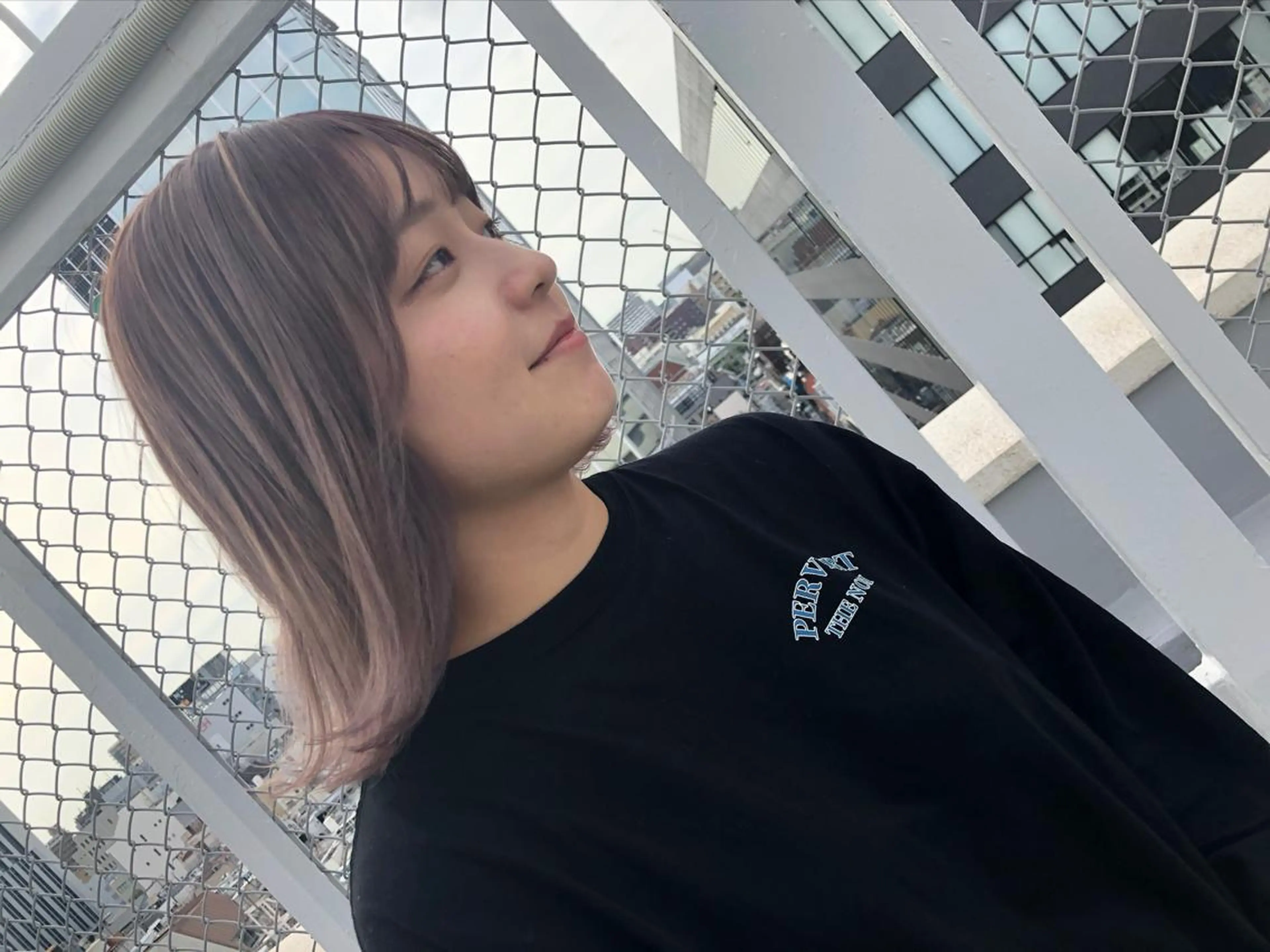 ミディアム カラー 韓国風レイヤーカット 松葉翔のヘアスタイル