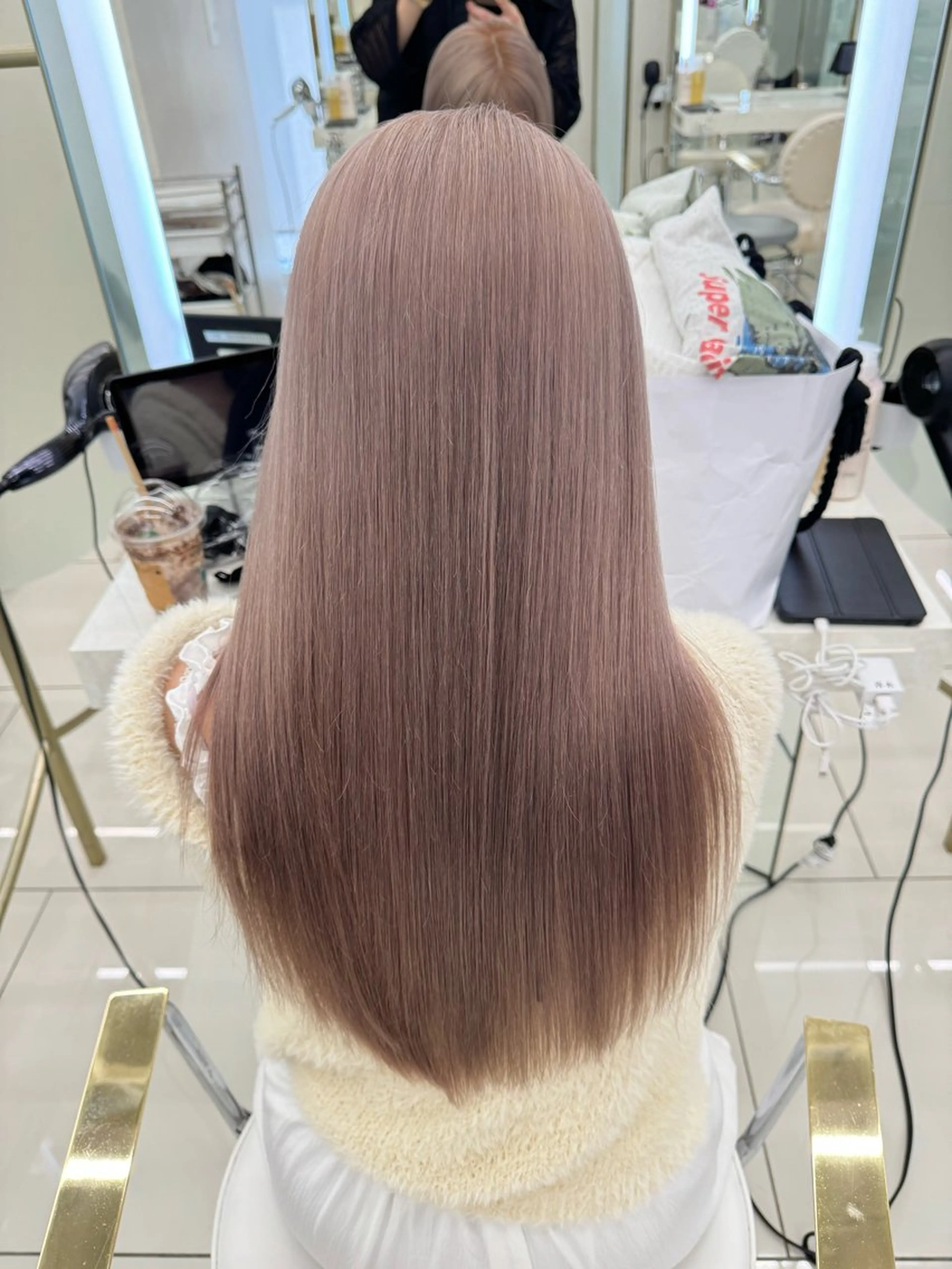 ロング カラー ベージュカラー ブリーチ ピンクカラー ピンクベージュ ホワイトピンク ヘアカラー COA GINZA 空也/前髪/顔まわりのヘアスタイル