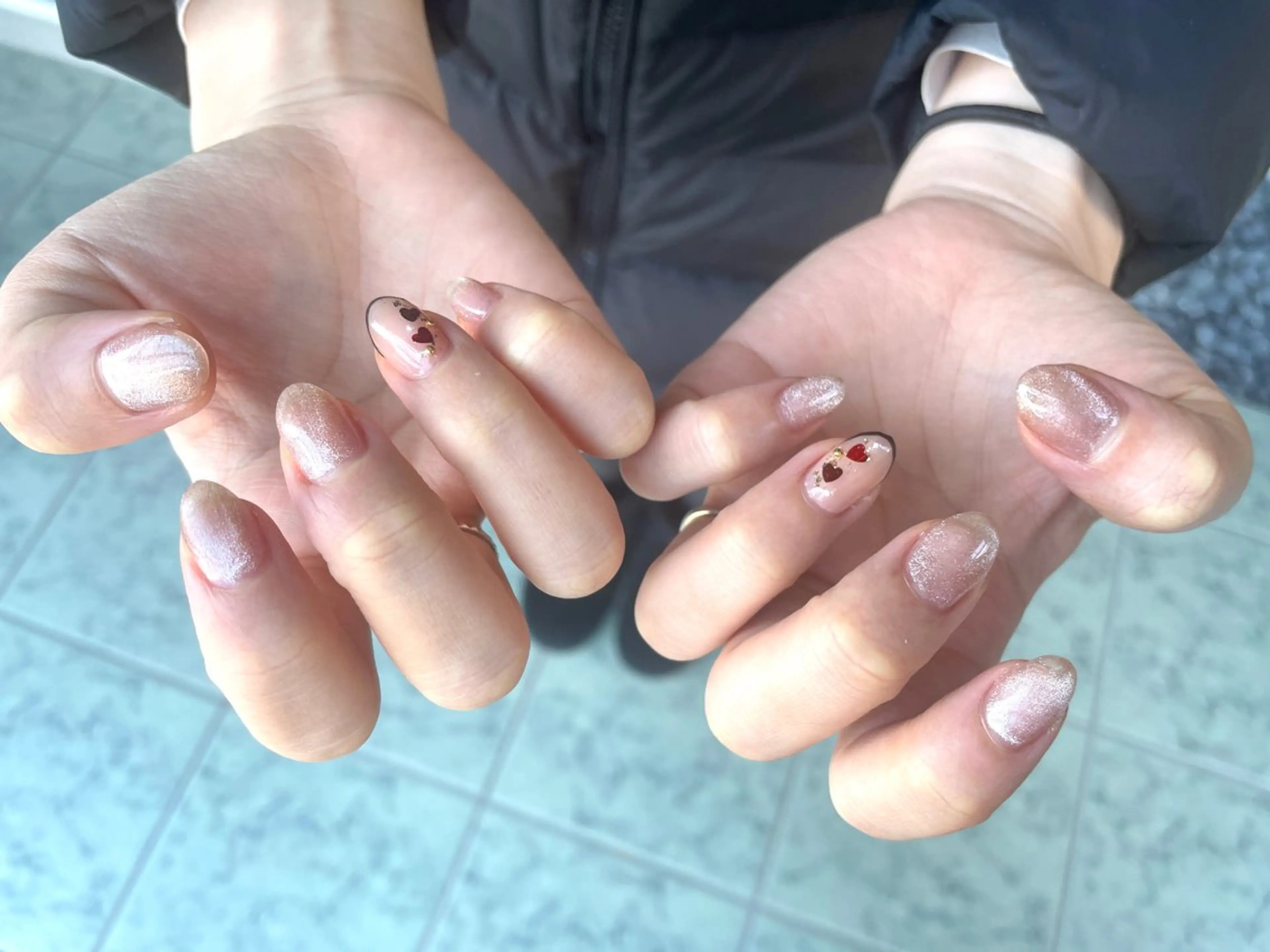 ネイル ハート マグネットネイル バレンタイン nailroom.. shikiのネイルデザイン