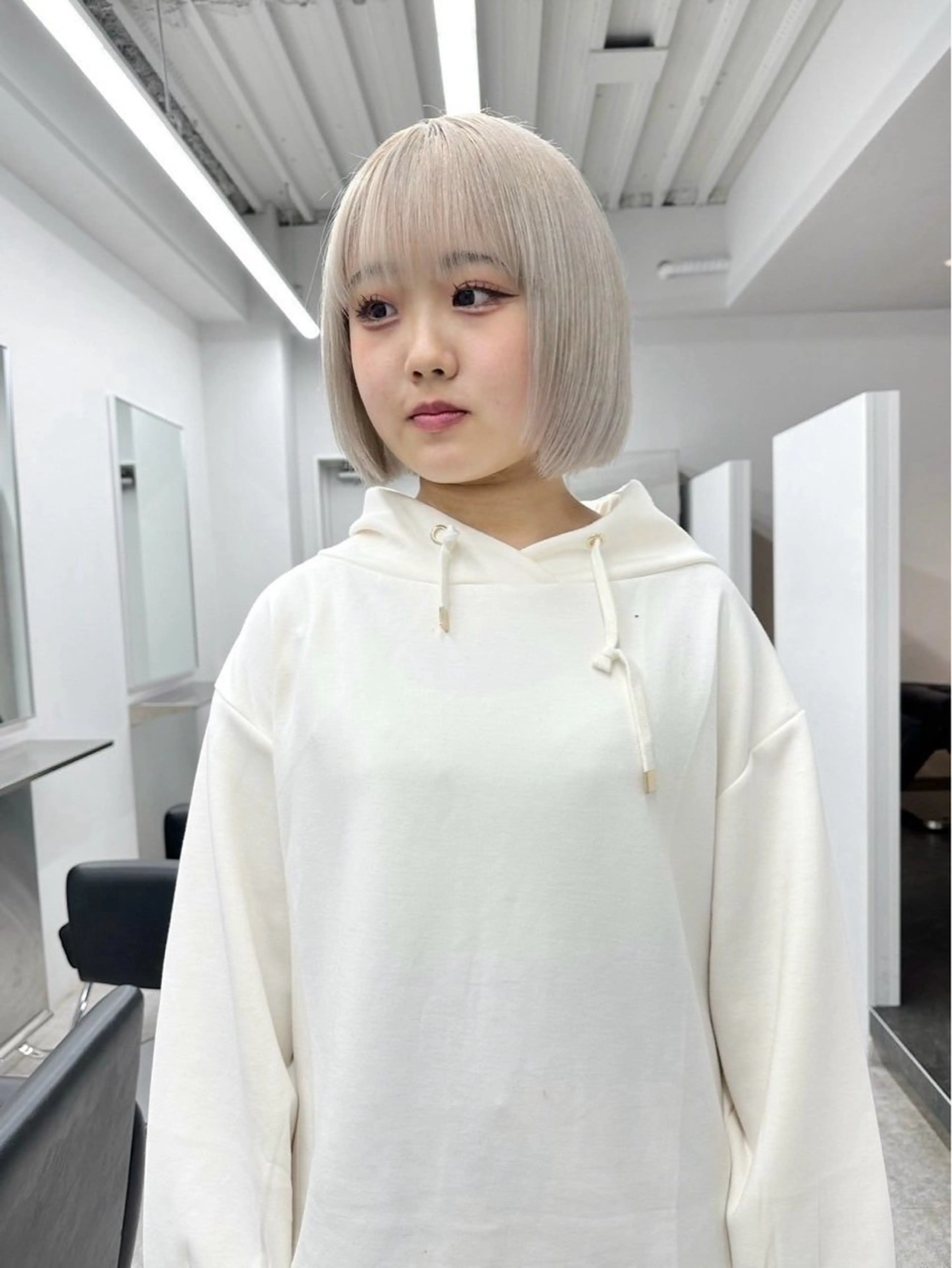 【平日限定10時〜10時半】レディースカット➕ワンカラーの写真