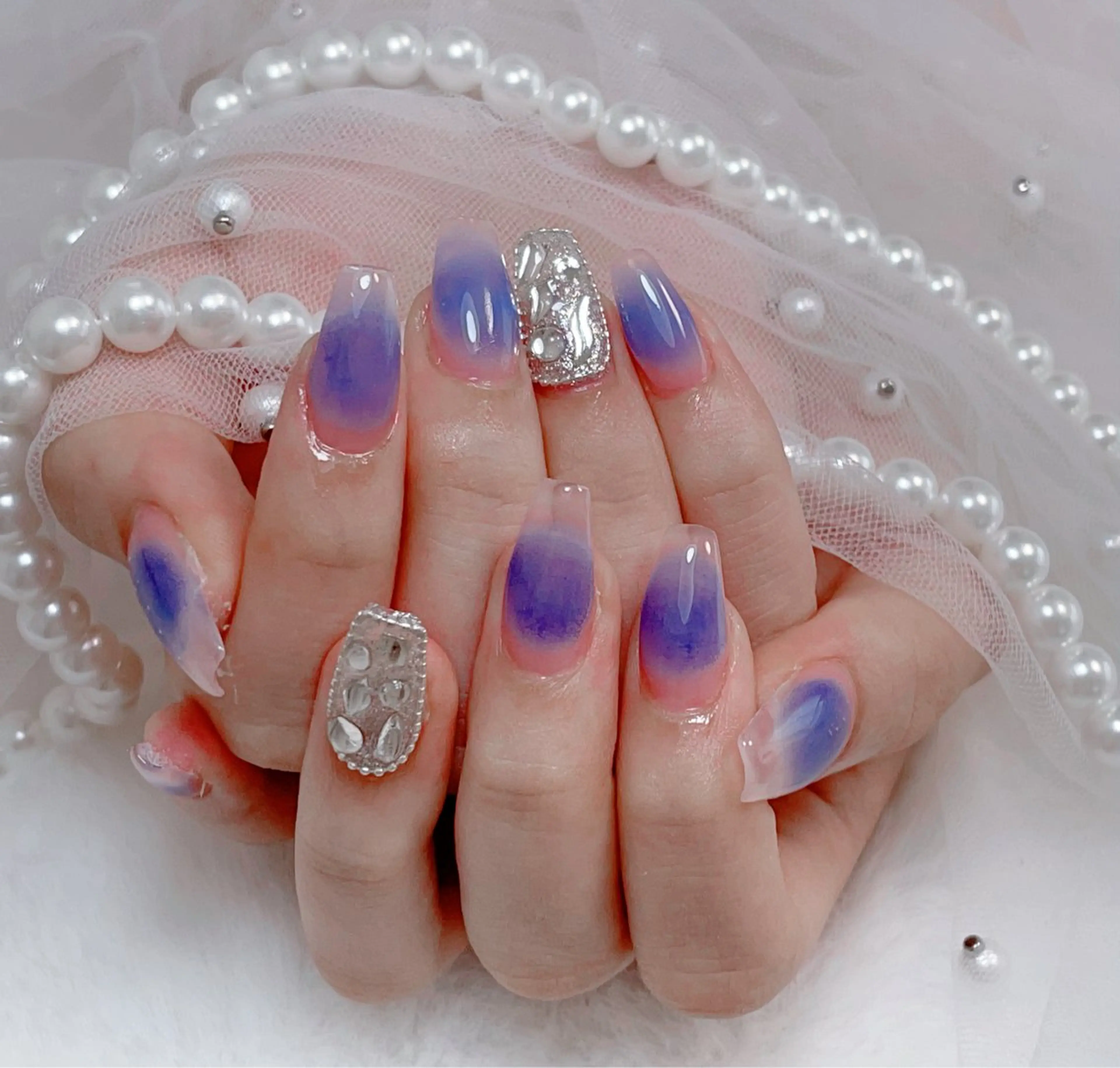 ネイル B·U Nail大宮 長さだし専門店のネイルデザイン