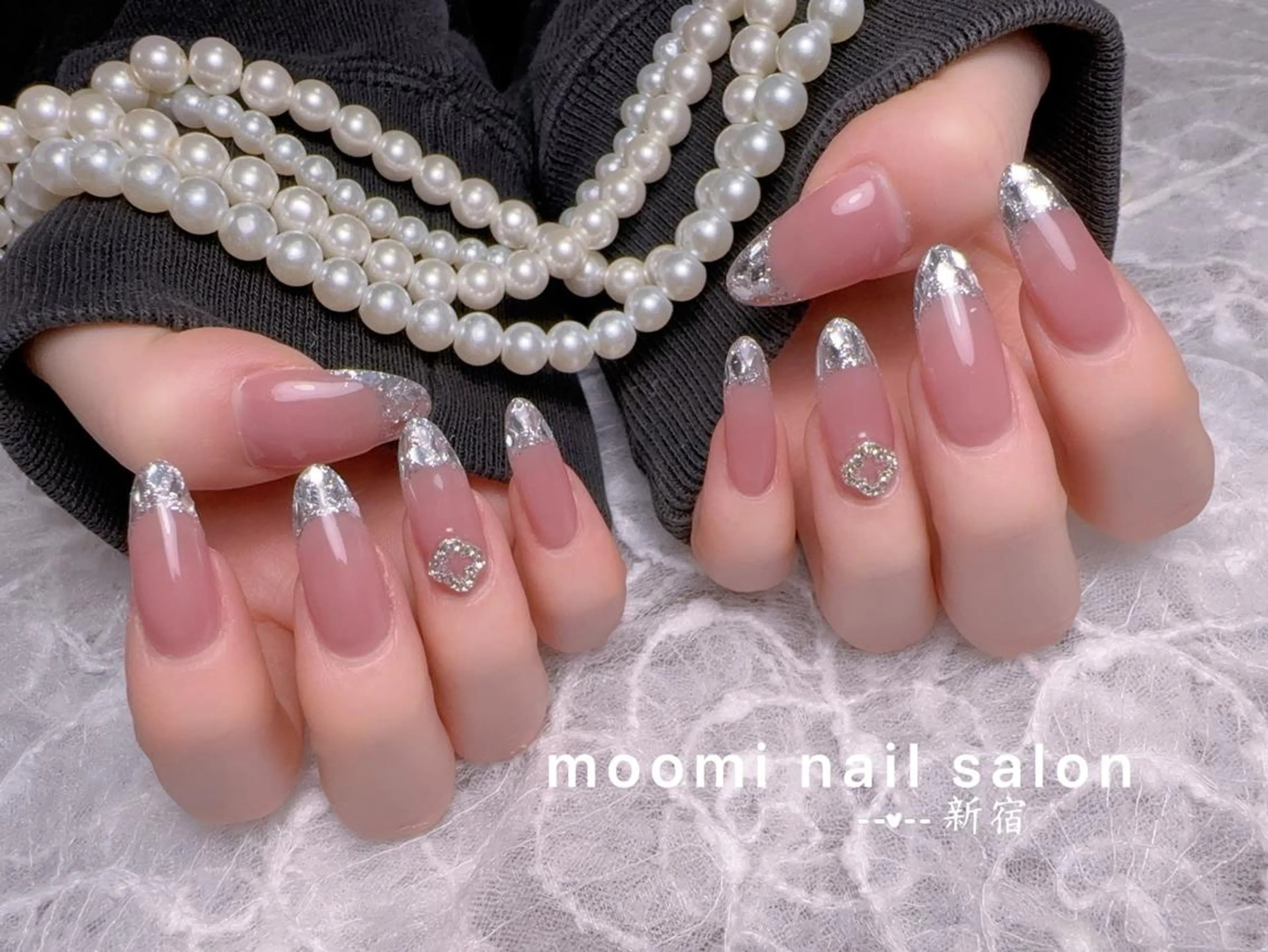 セミロング ハンドネイル Moomi nail salonのネイルデザイン