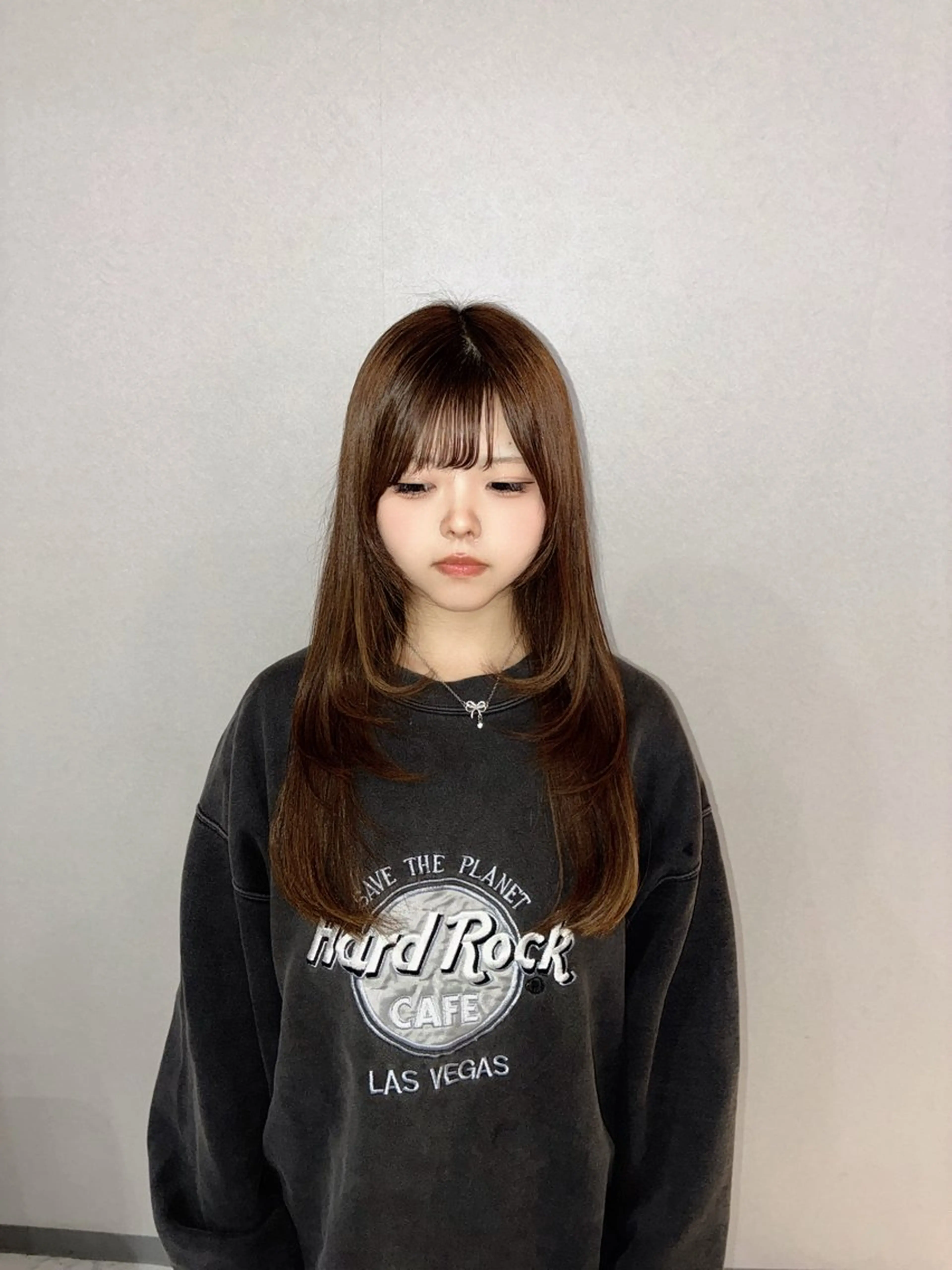 ロング 顔まわりレイヤー ハッシュカット レイヤーカット ハナダ メイのヘアスタイル