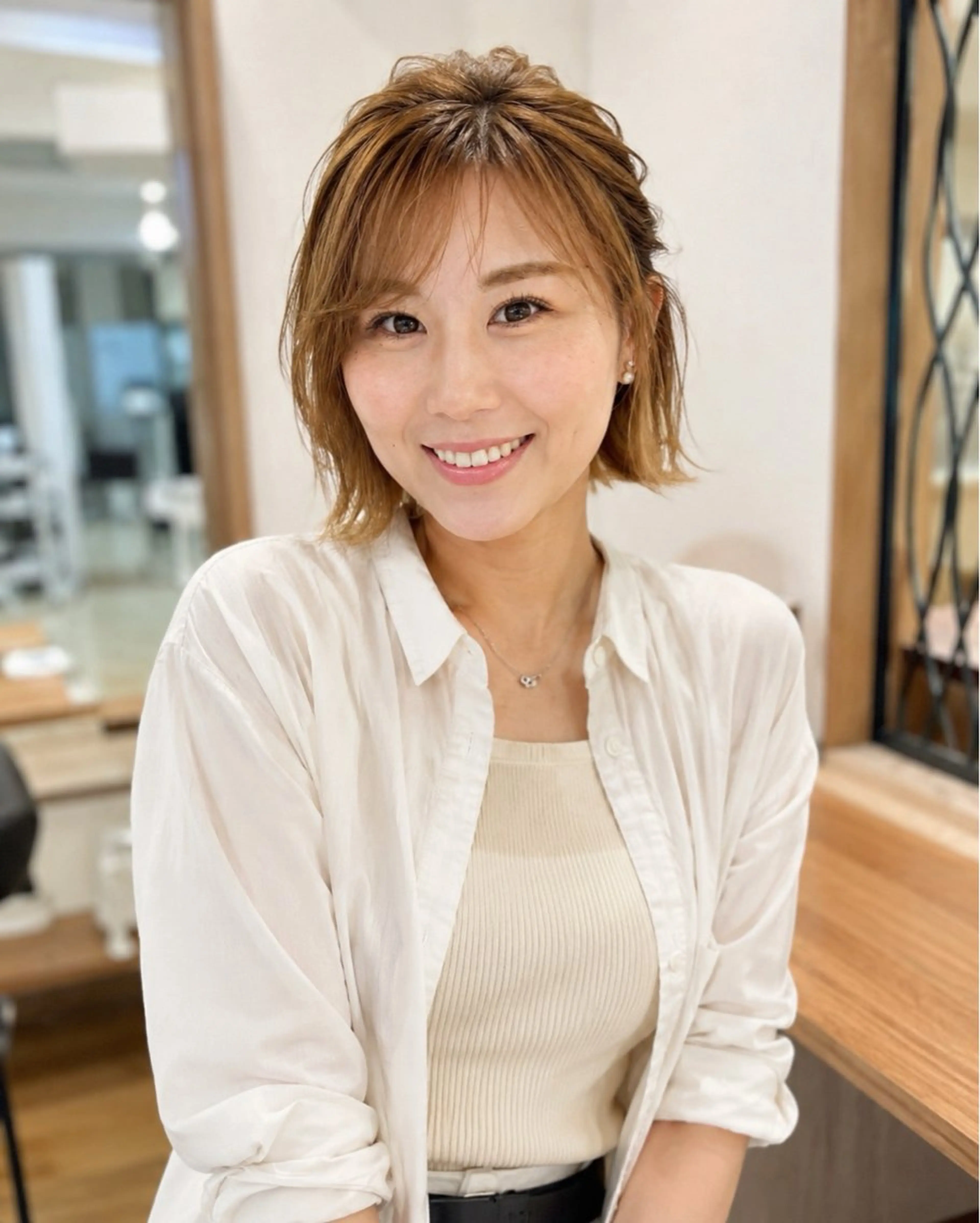 ショート カラー ボブ カット ヘアカラー SLASHオオデミズ シュンジのヘアスタイル