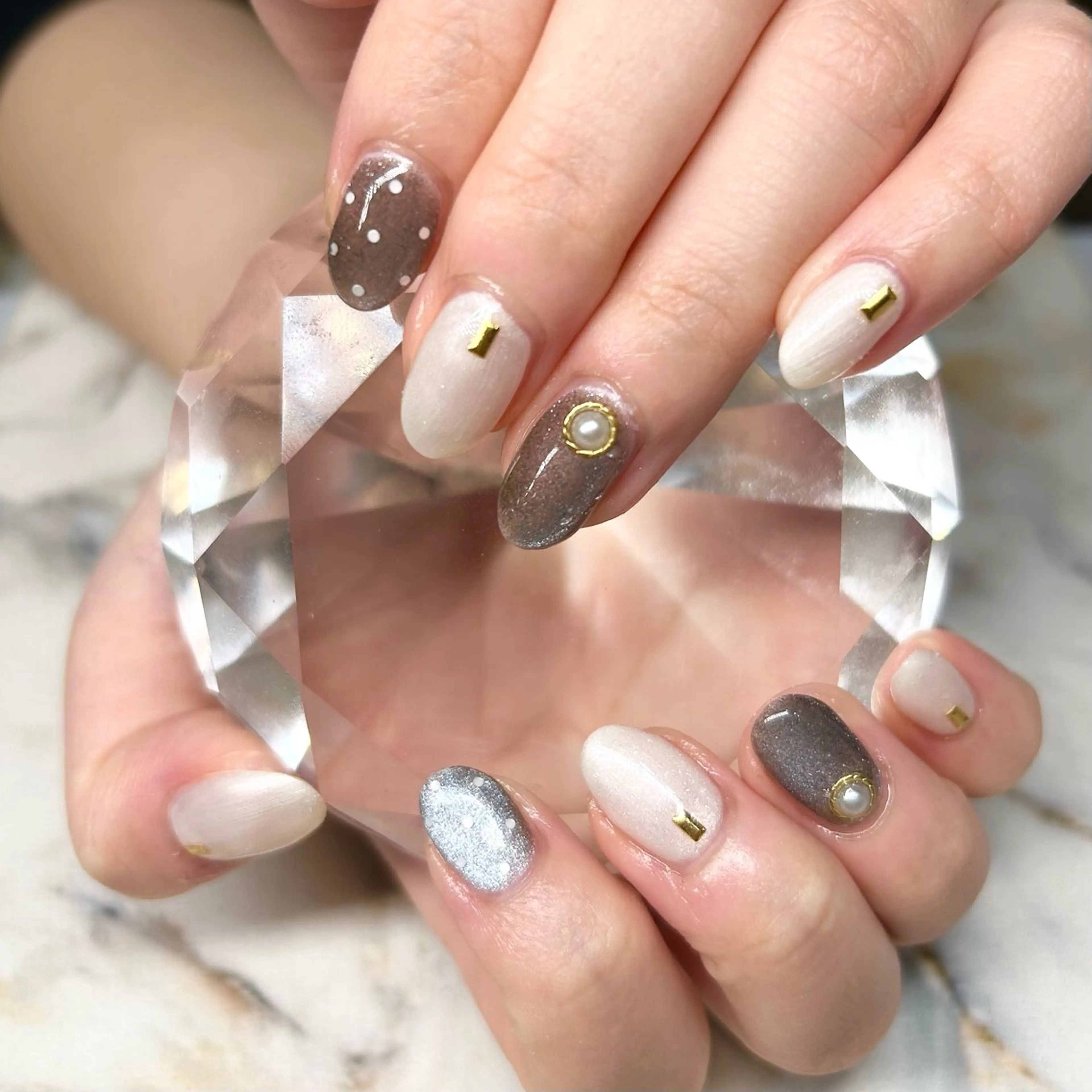 ネイル ブルー ブラウン ジェルネイル ゴールド マグネットネイル Nail Stellaのネイルデザイン